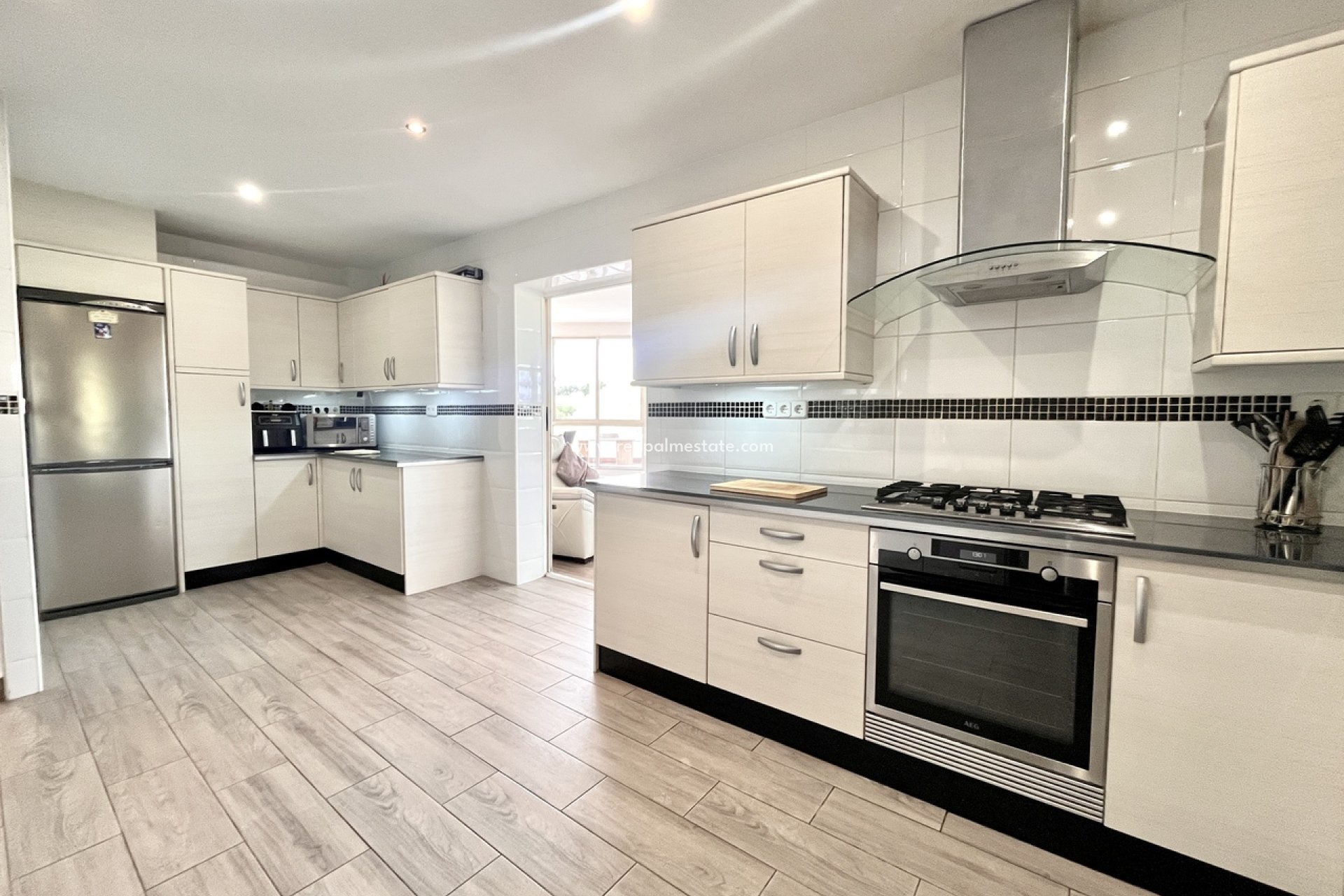 Resale - Villa -
Pinar de Campoverde - Inland