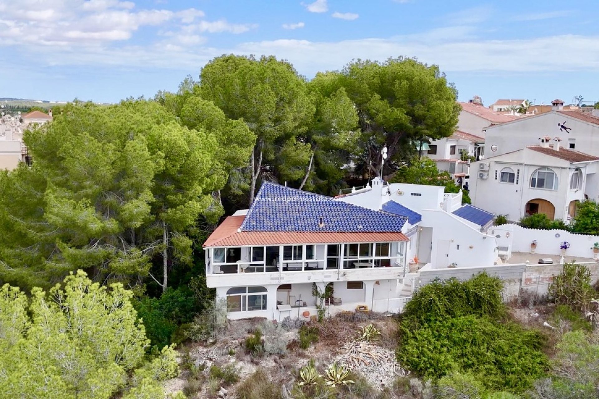 Resale - Villa -
Pinar de Campoverde - Inland