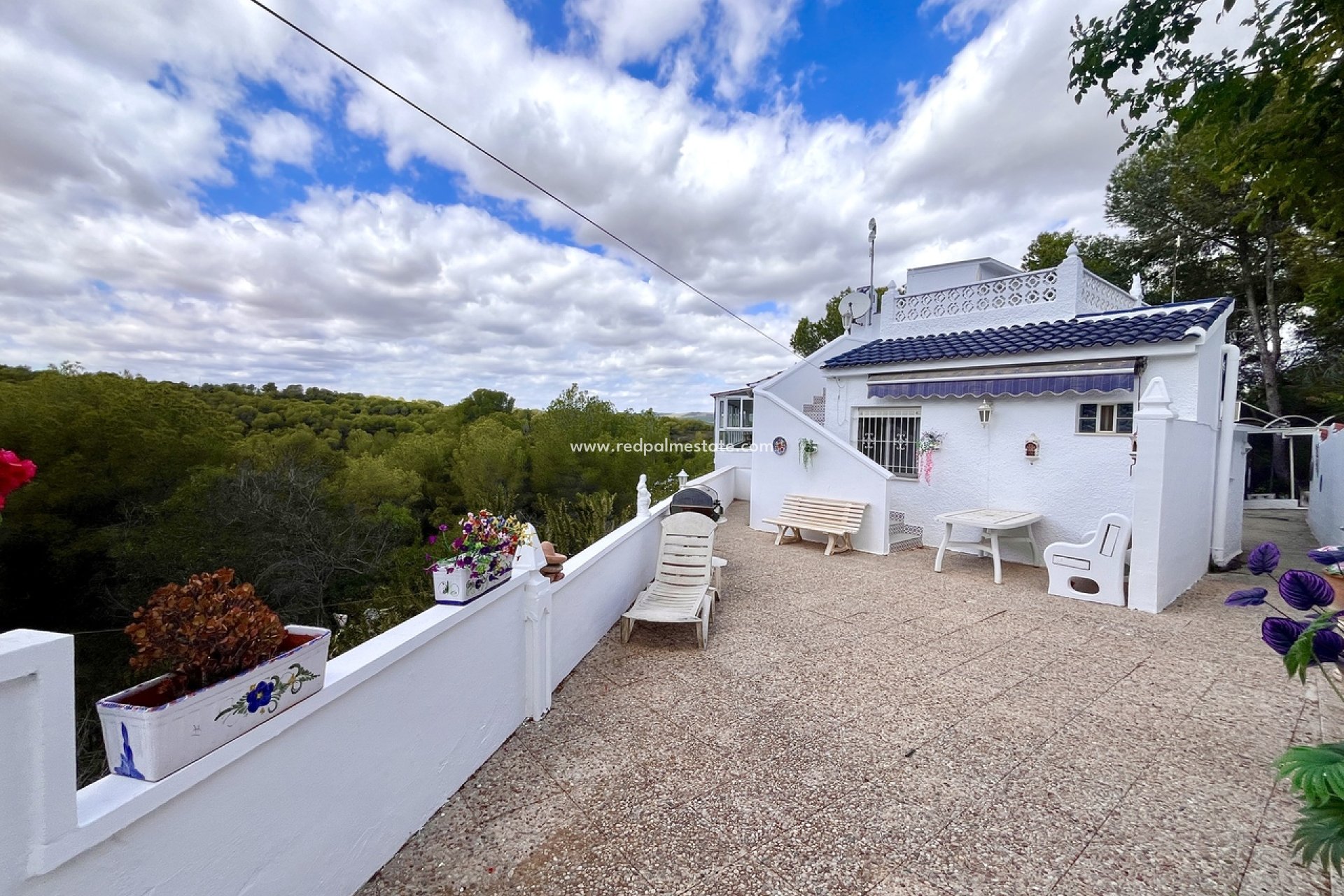 Resale - Villa -
Pinar de Campoverde - Inland