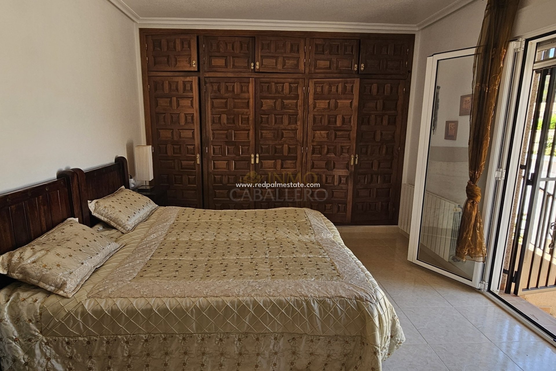 Resale - Villa -
Pinar de Campoverde - Inland