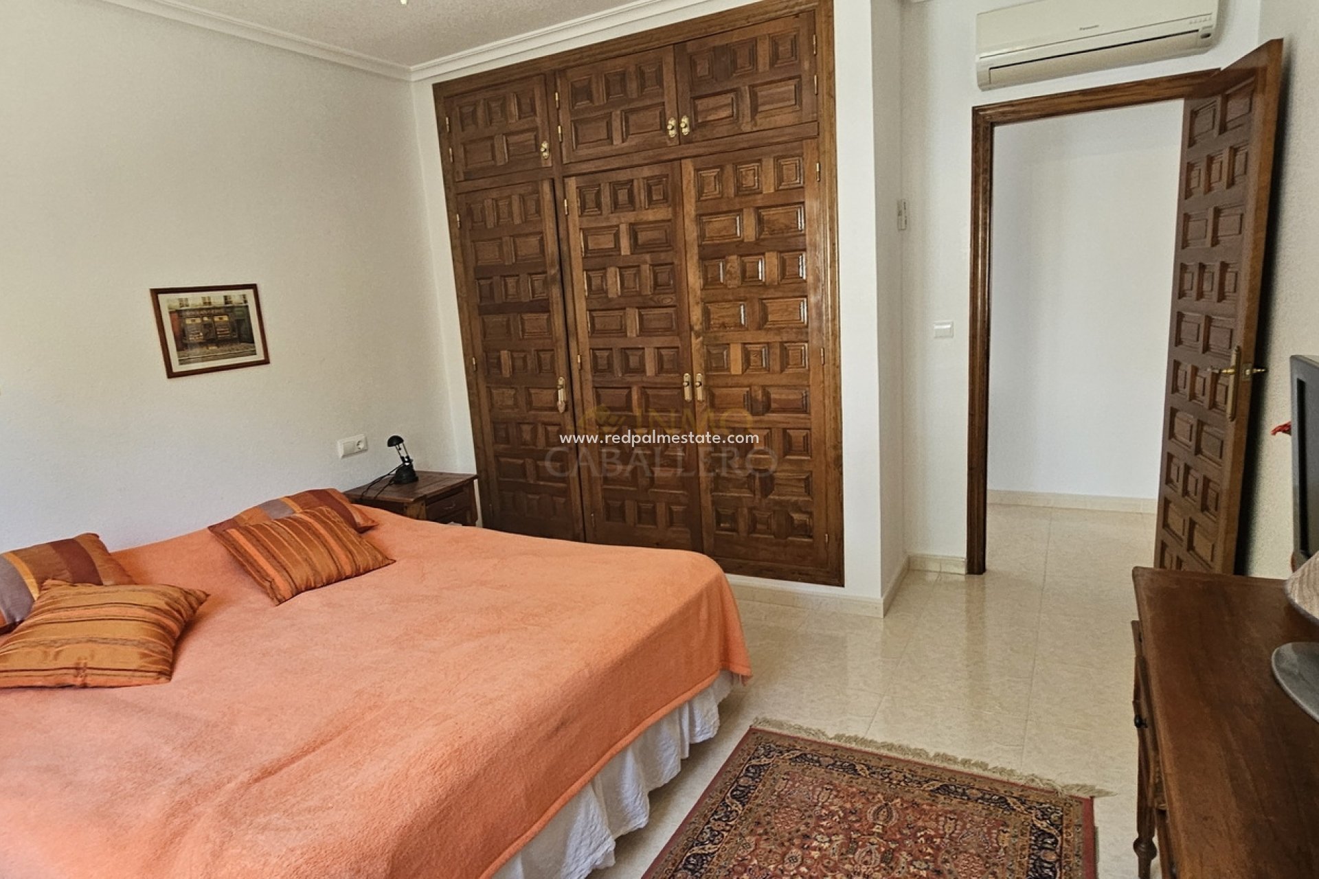 Resale - Villa -
Pinar de Campoverde - Inland