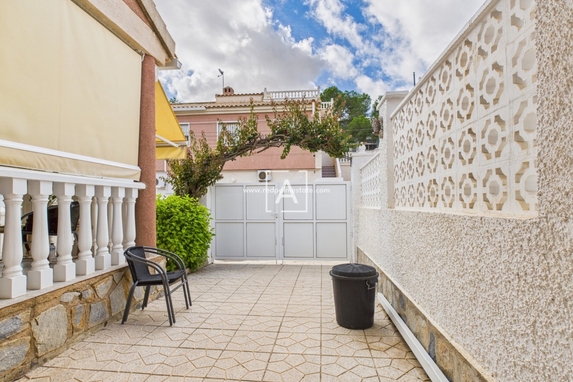 Resale - Villa -
Pinar de Campoverde - Inland