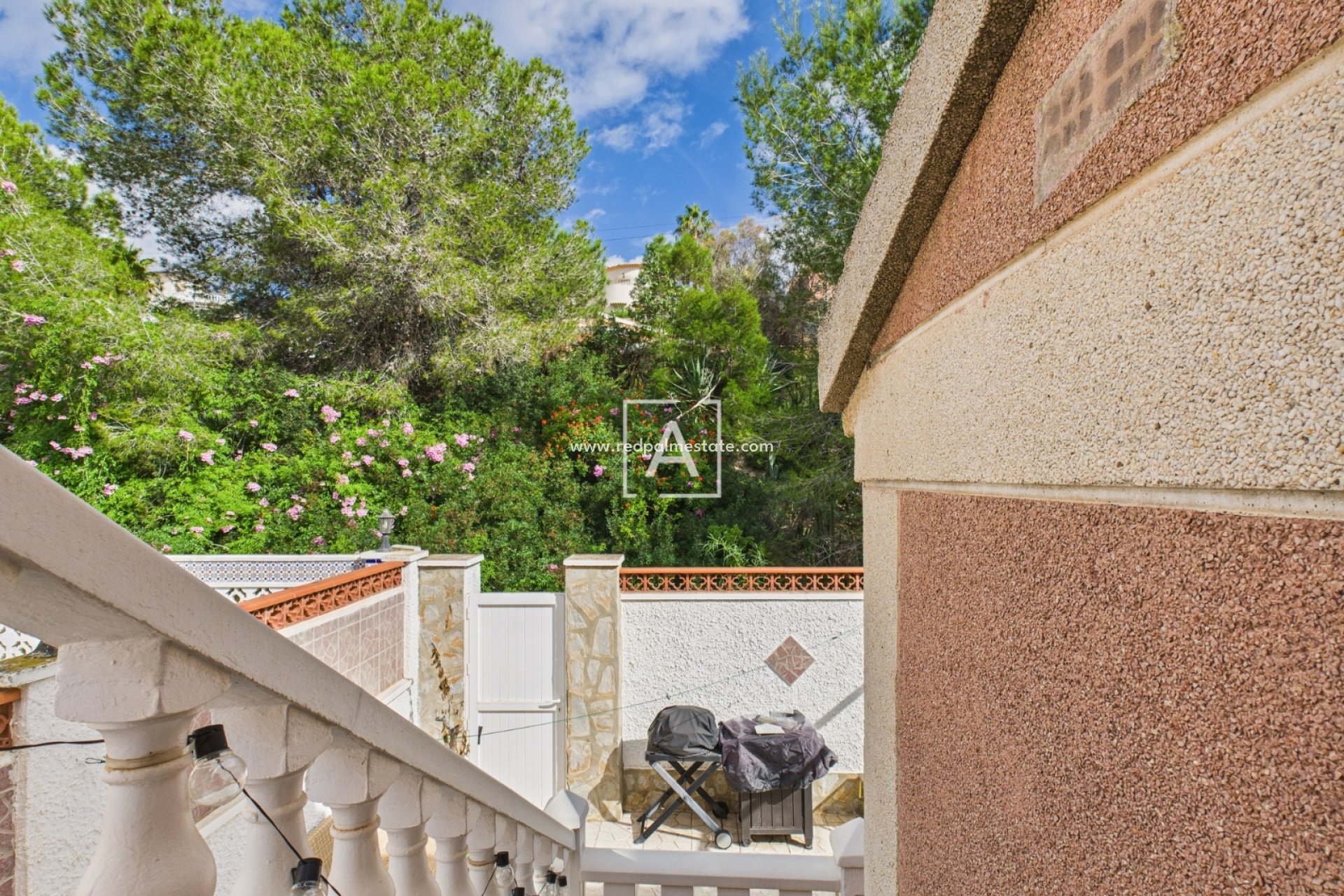 Resale - Villa -
Pinar de Campoverde - Inland