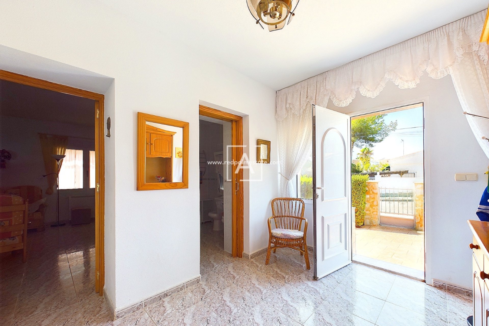 Resale - Villa -
Pinar de Campoverde