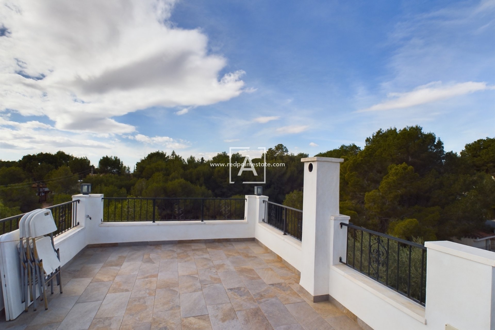 Resale - Villa -
Pinar de Campoverde