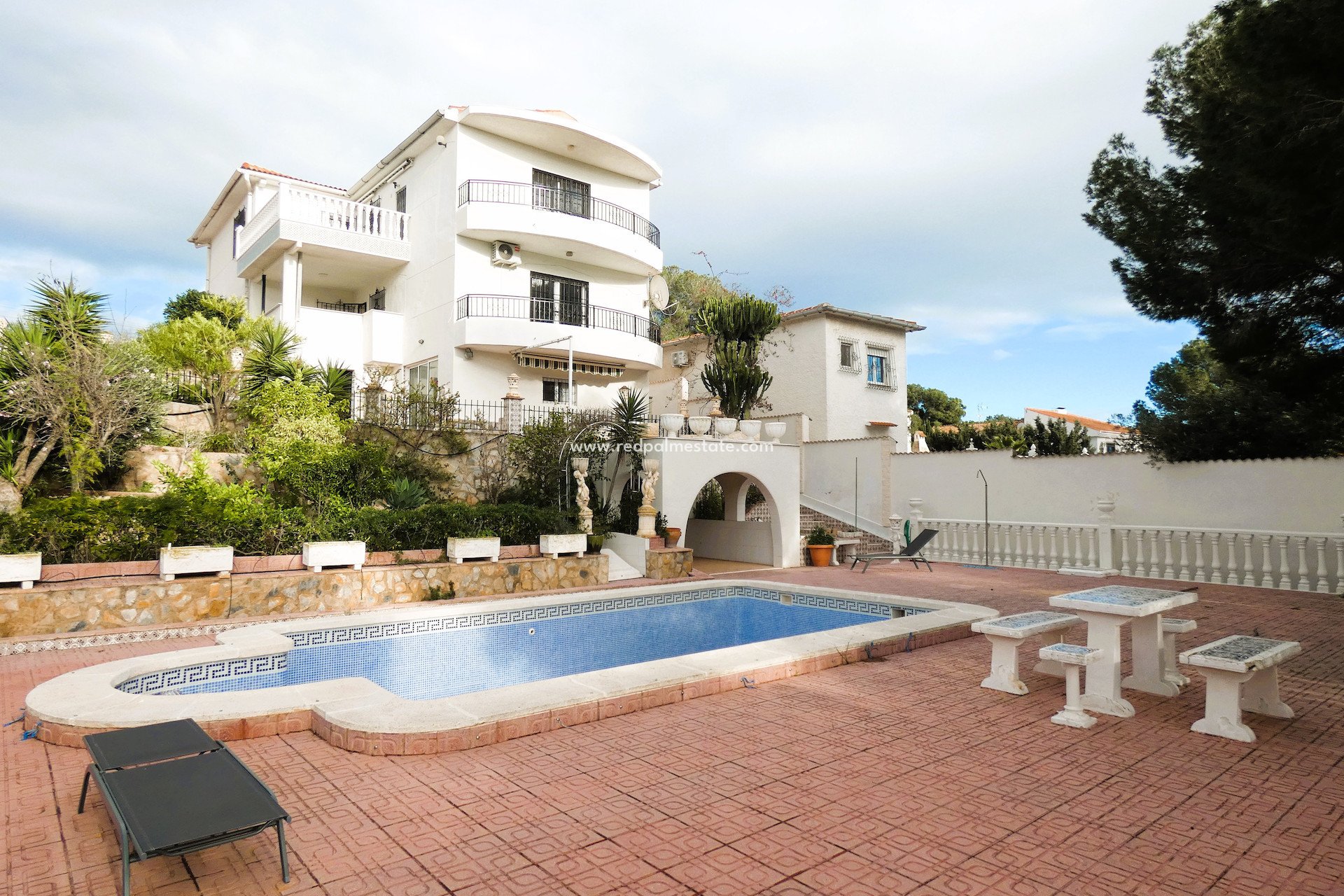 Resale - Villa -
Pinar de Campoverde