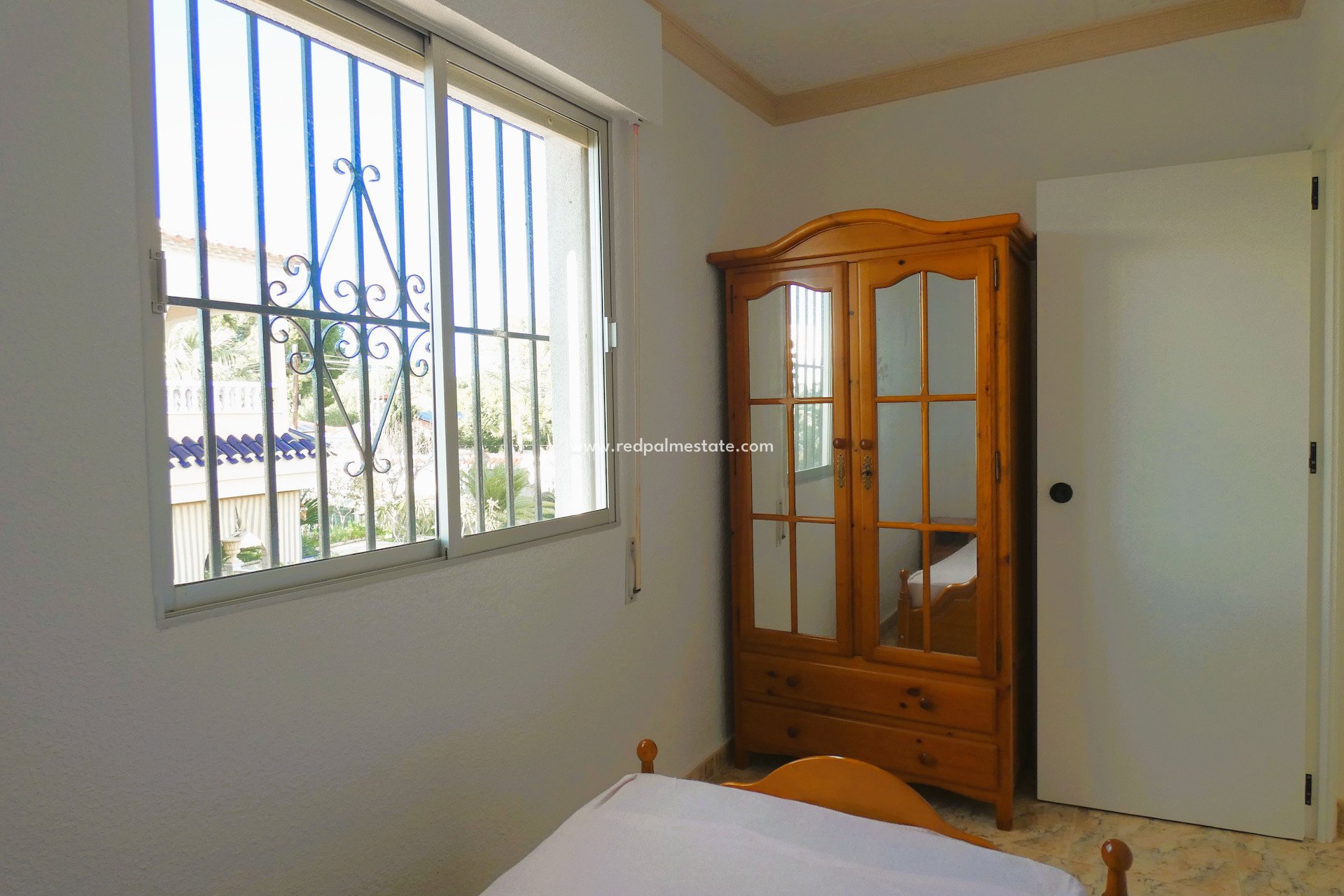 Resale - Villa -
Pinar de Campoverde