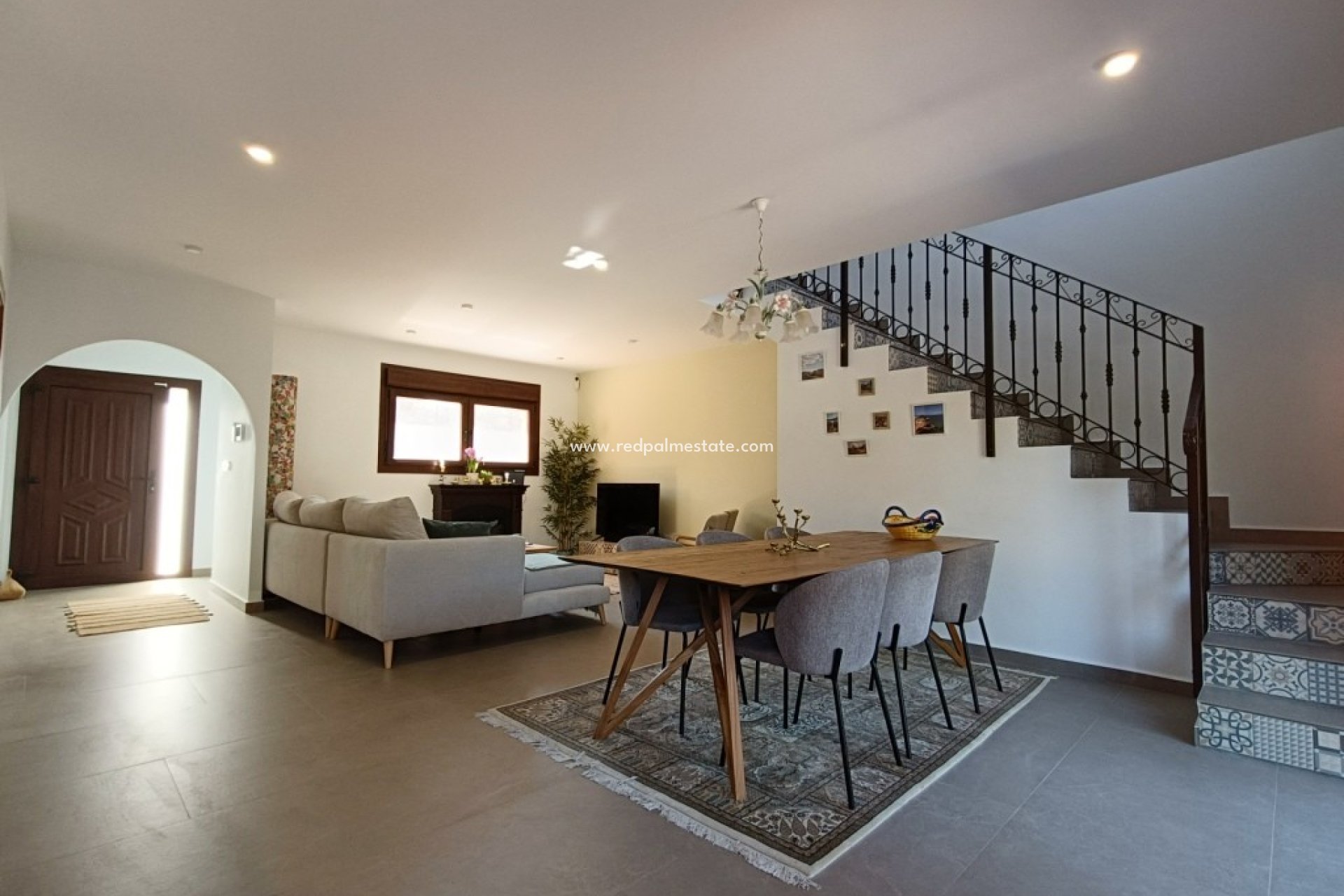 Resale - Villa -
Pinar de Campoverde