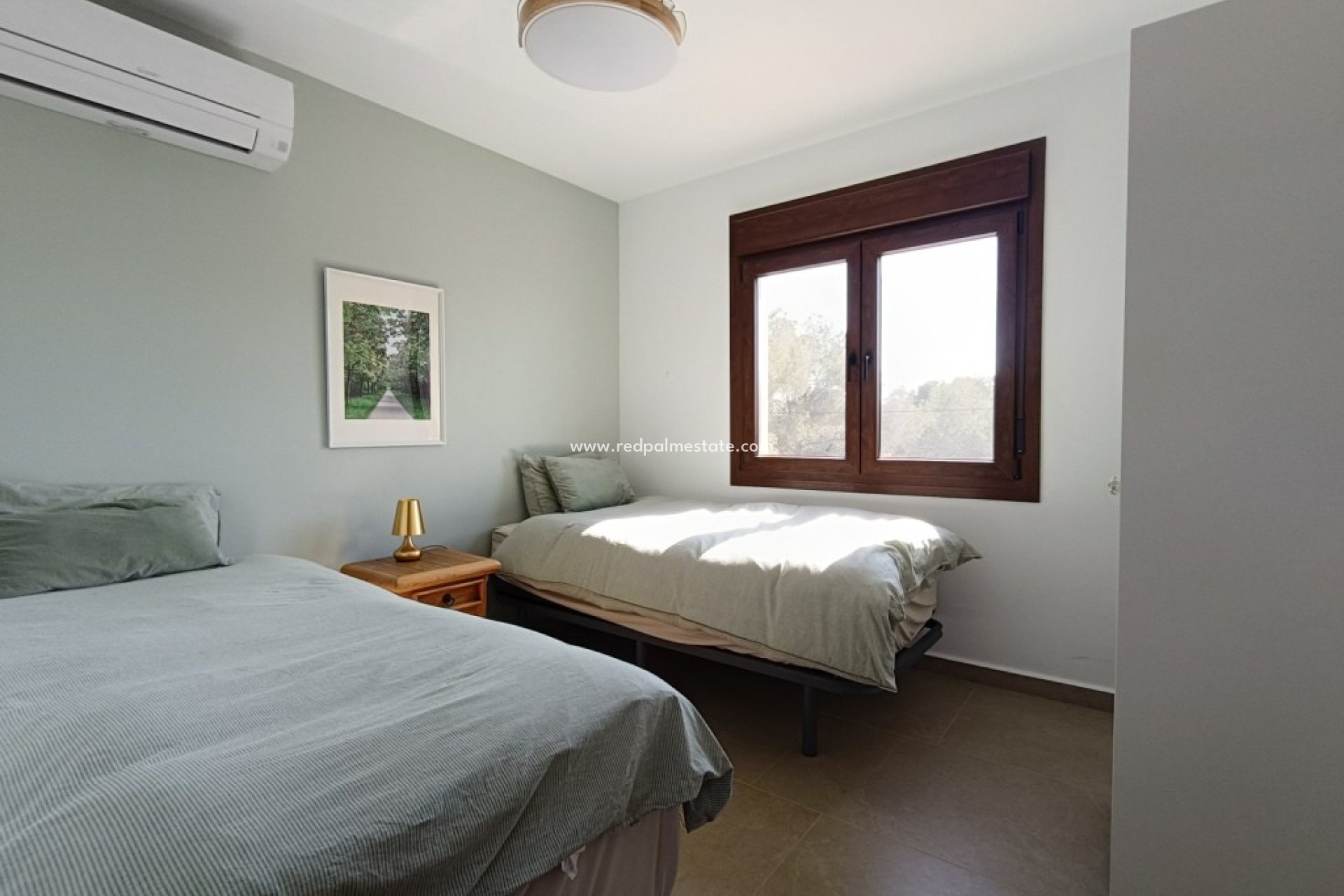 Resale - Villa -
Pinar de Campoverde