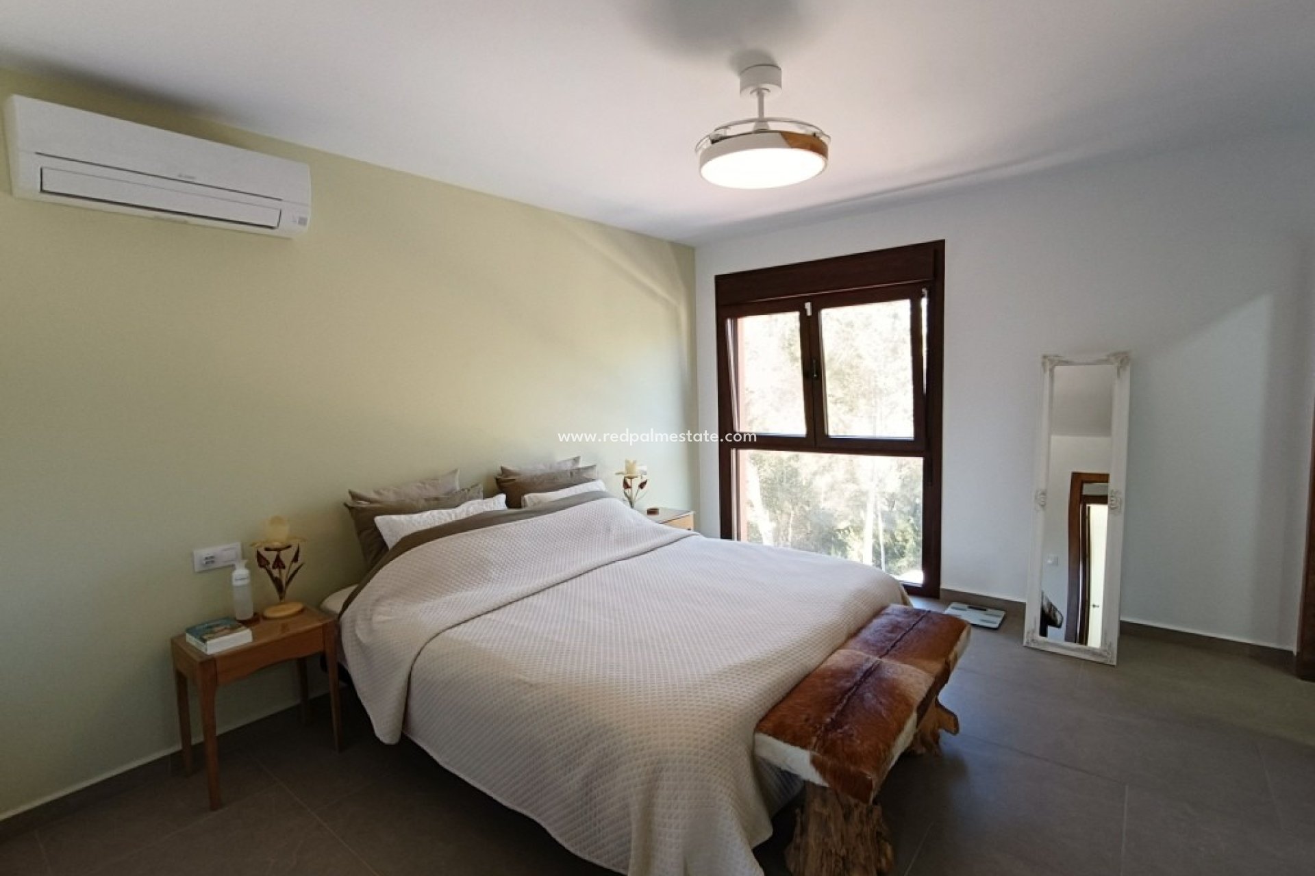 Resale - Villa -
Pinar de Campoverde