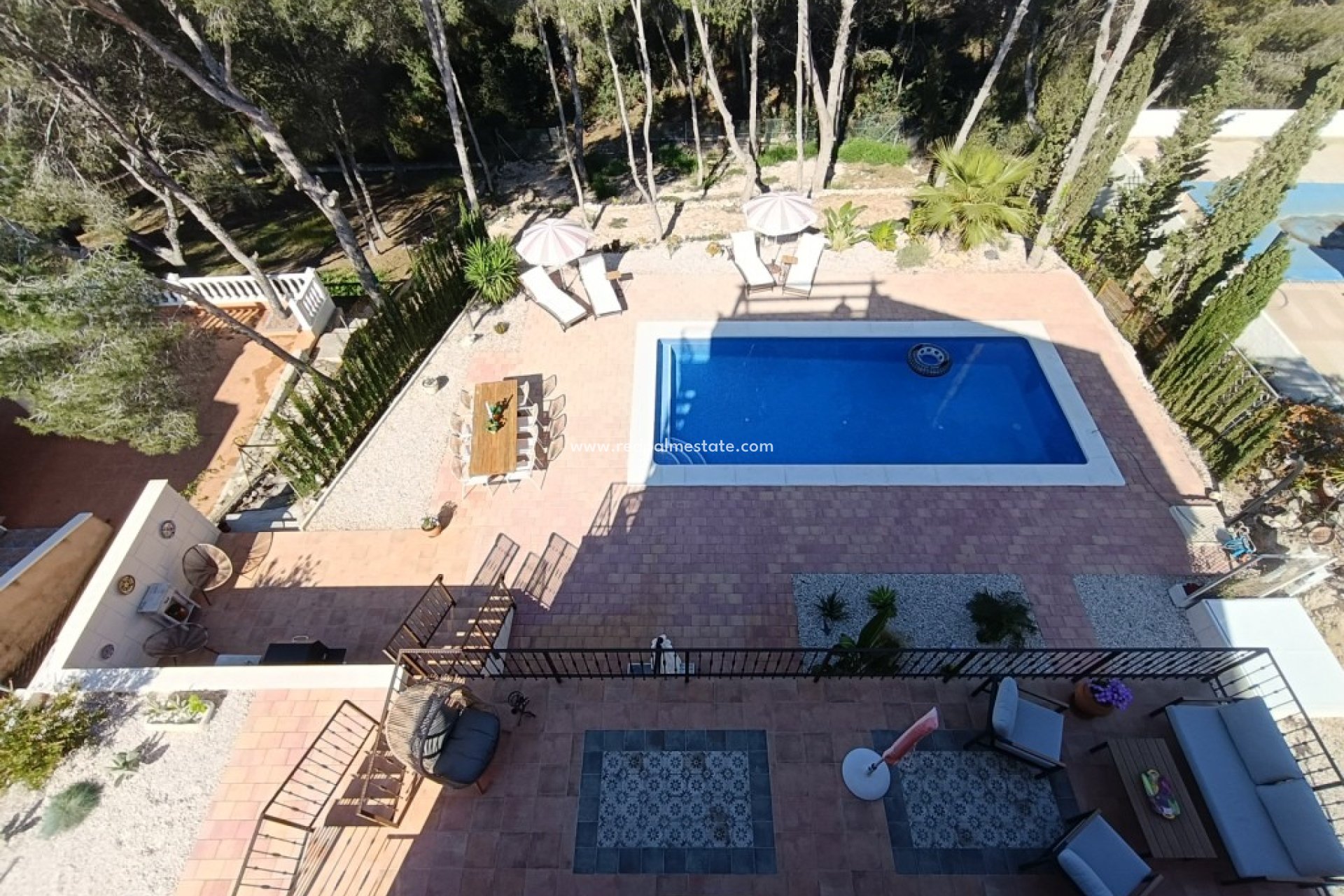 Resale - Villa -
Pinar de Campoverde