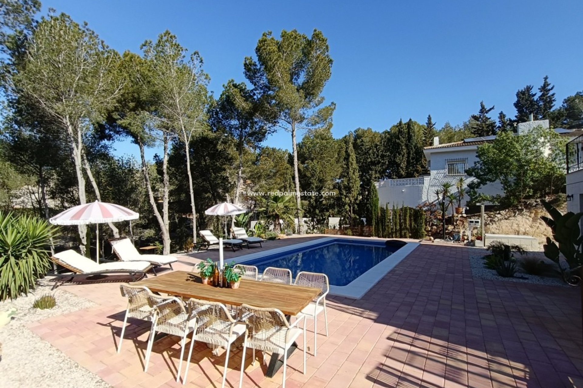 Resale - Villa -
Pinar de Campoverde