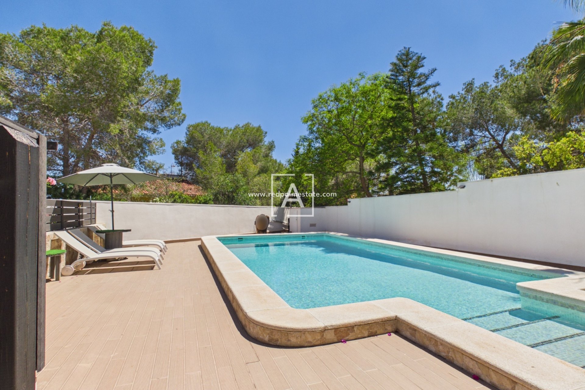 Resale - Villa -
Pinar de Campoverde