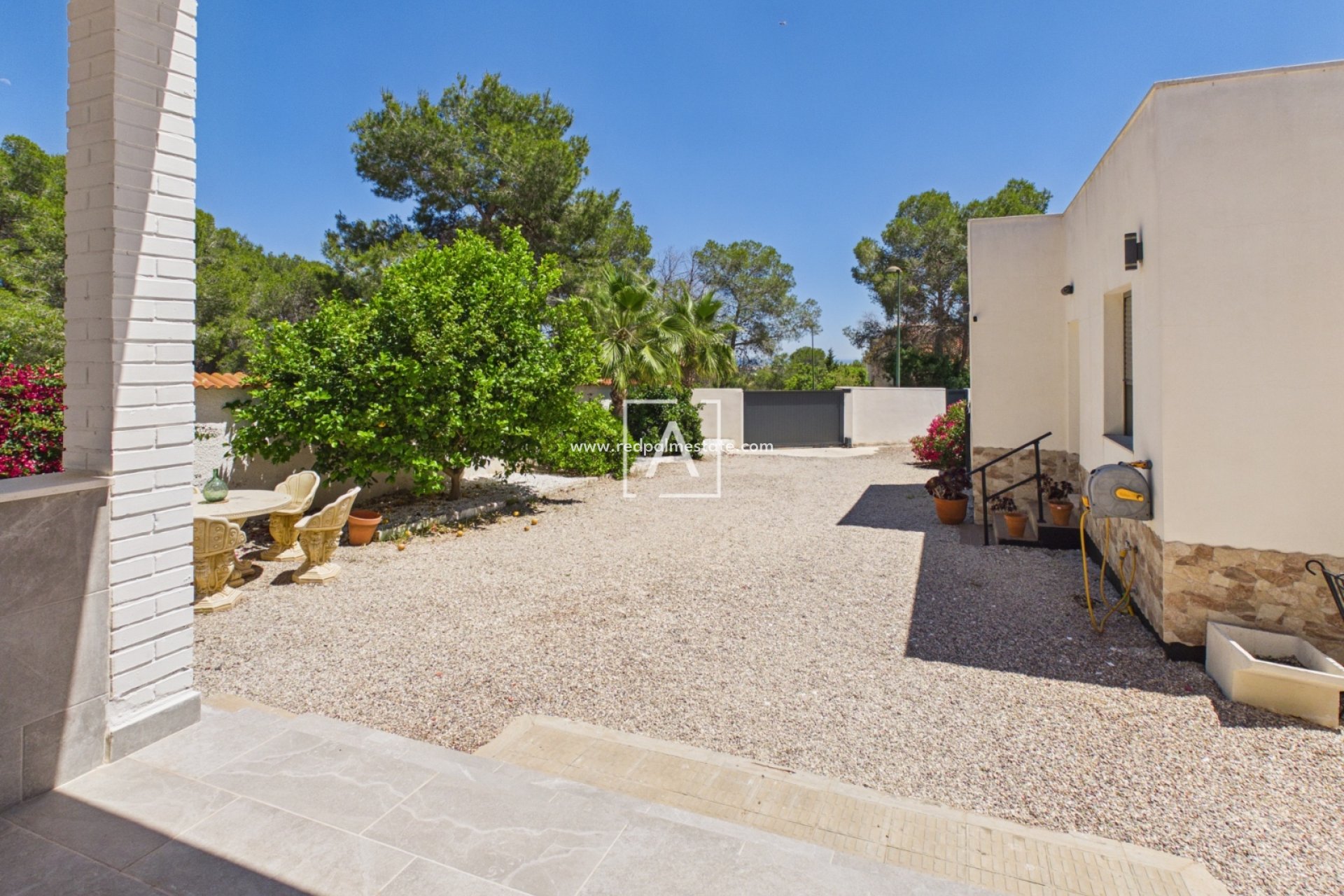 Resale - Villa -
Pinar de Campoverde