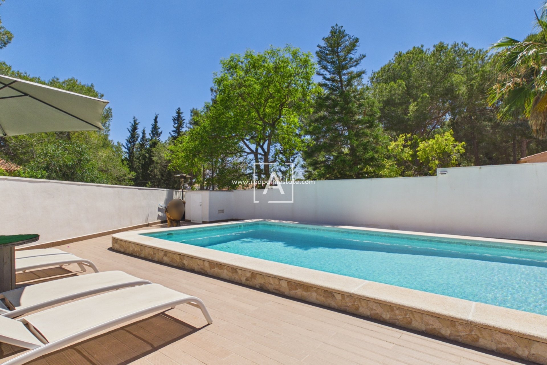 Resale - Villa -
Pinar de Campoverde