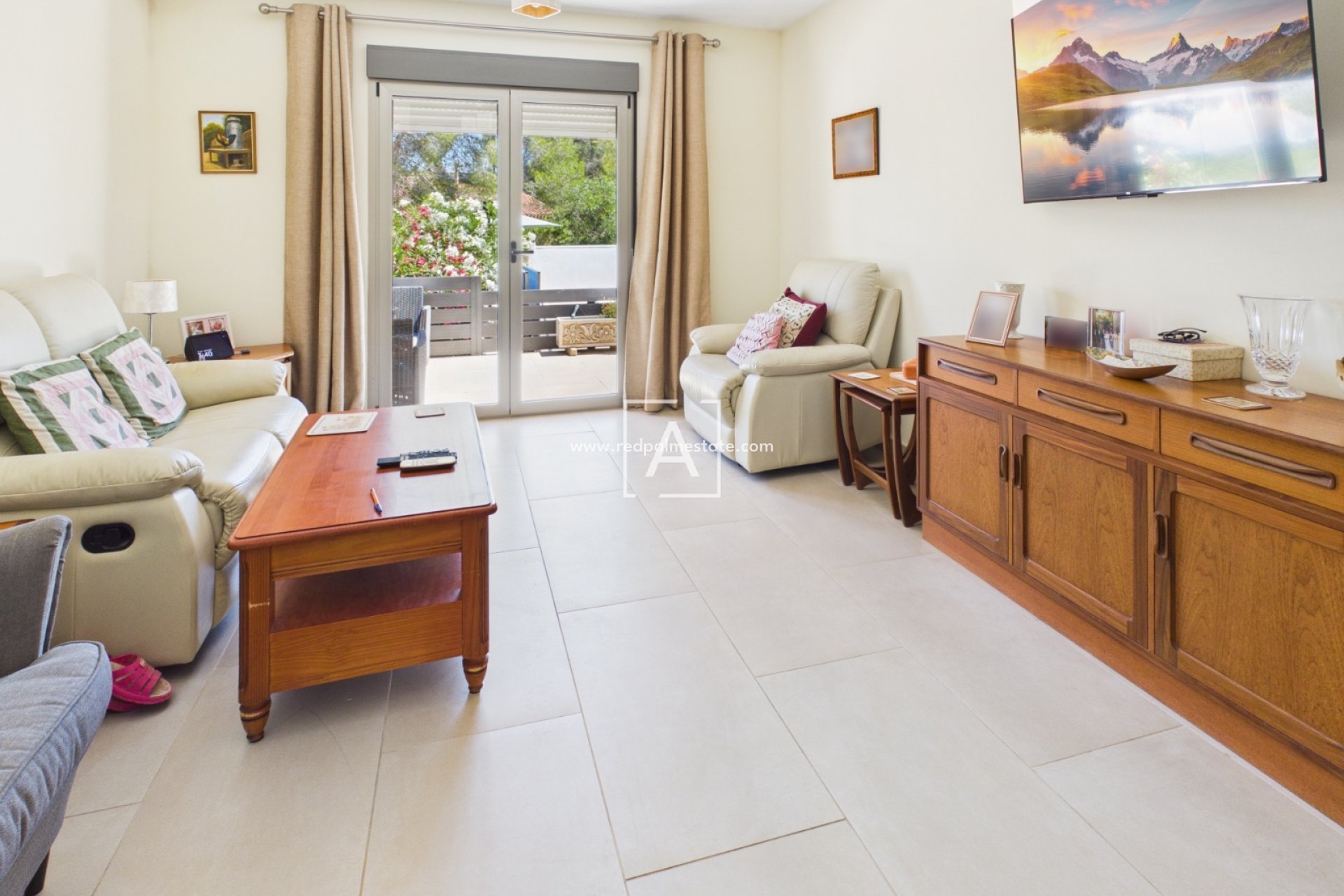 Resale - Villa -
Pinar de Campoverde