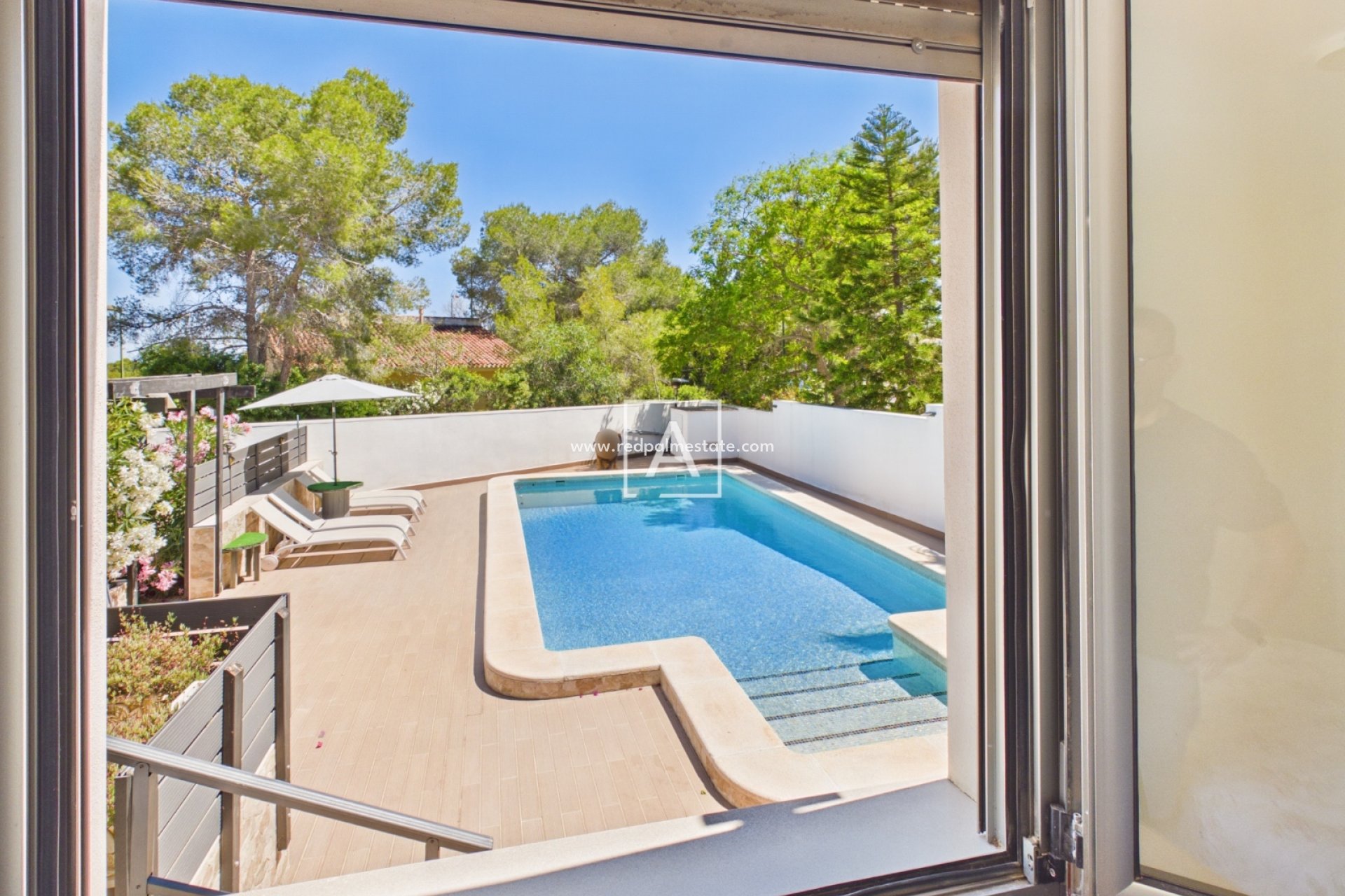 Resale - Villa -
Pinar de Campoverde
