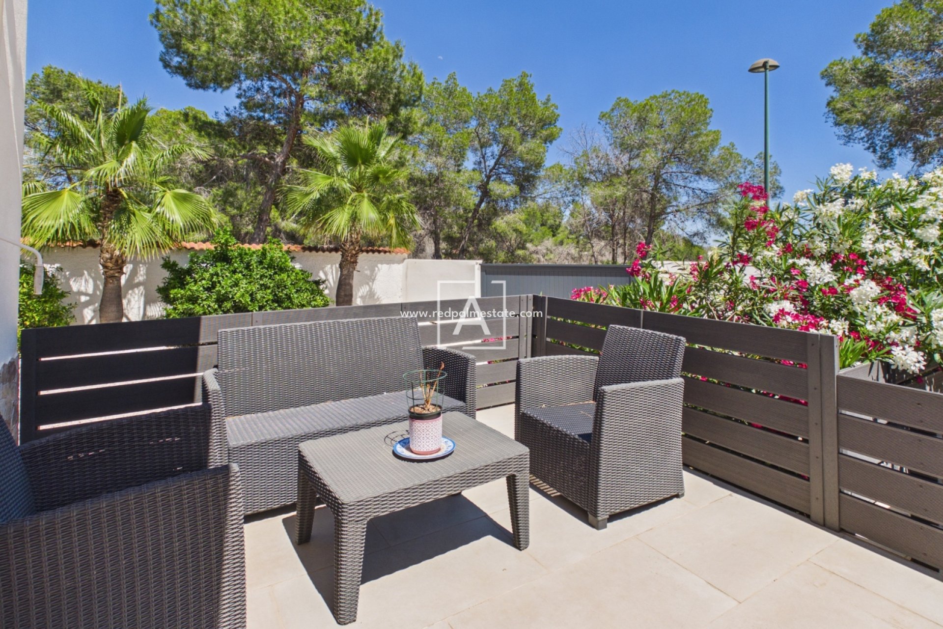Resale - Villa -
Pinar de Campoverde