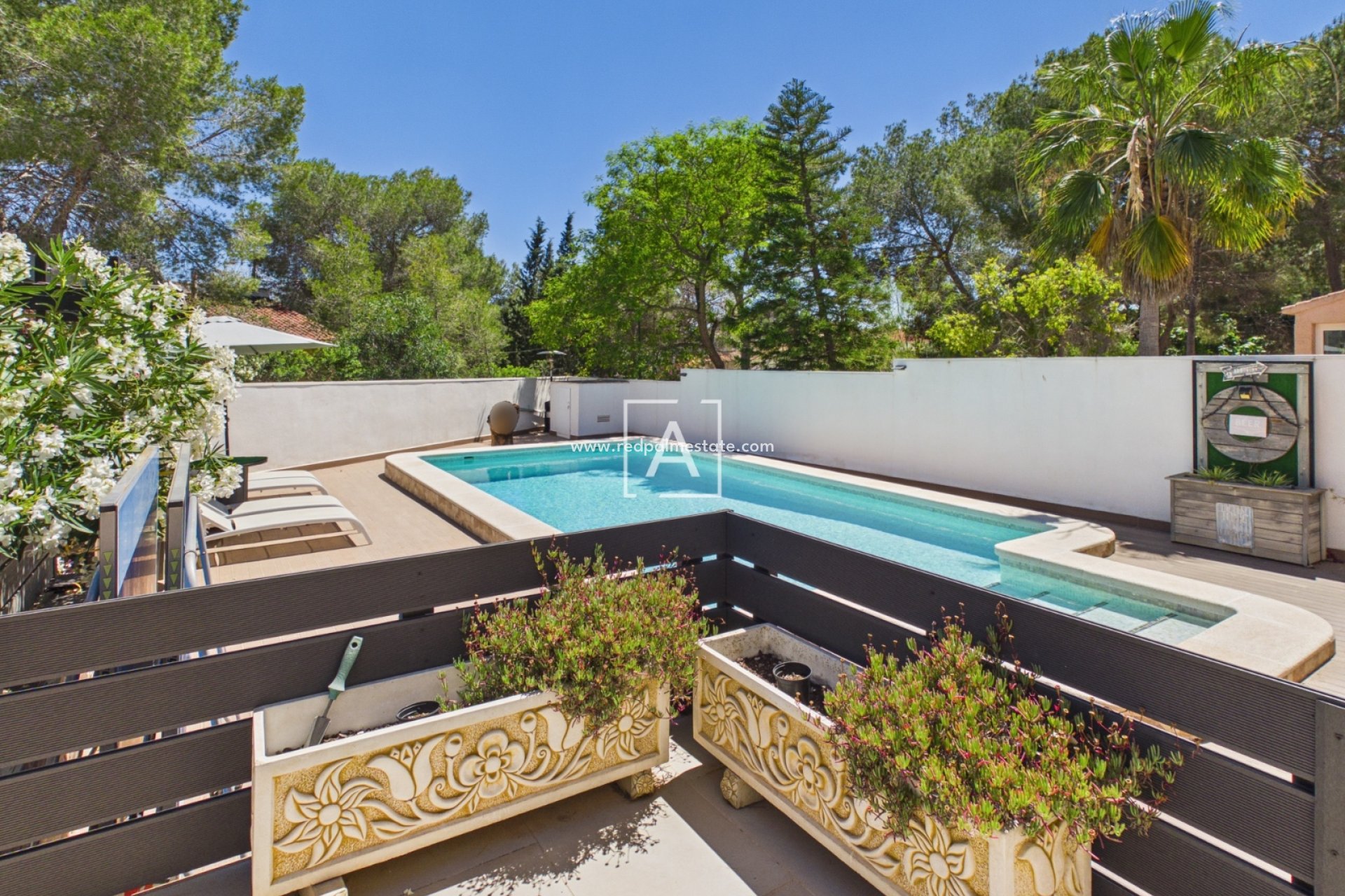 Resale - Villa -
Pinar de Campoverde