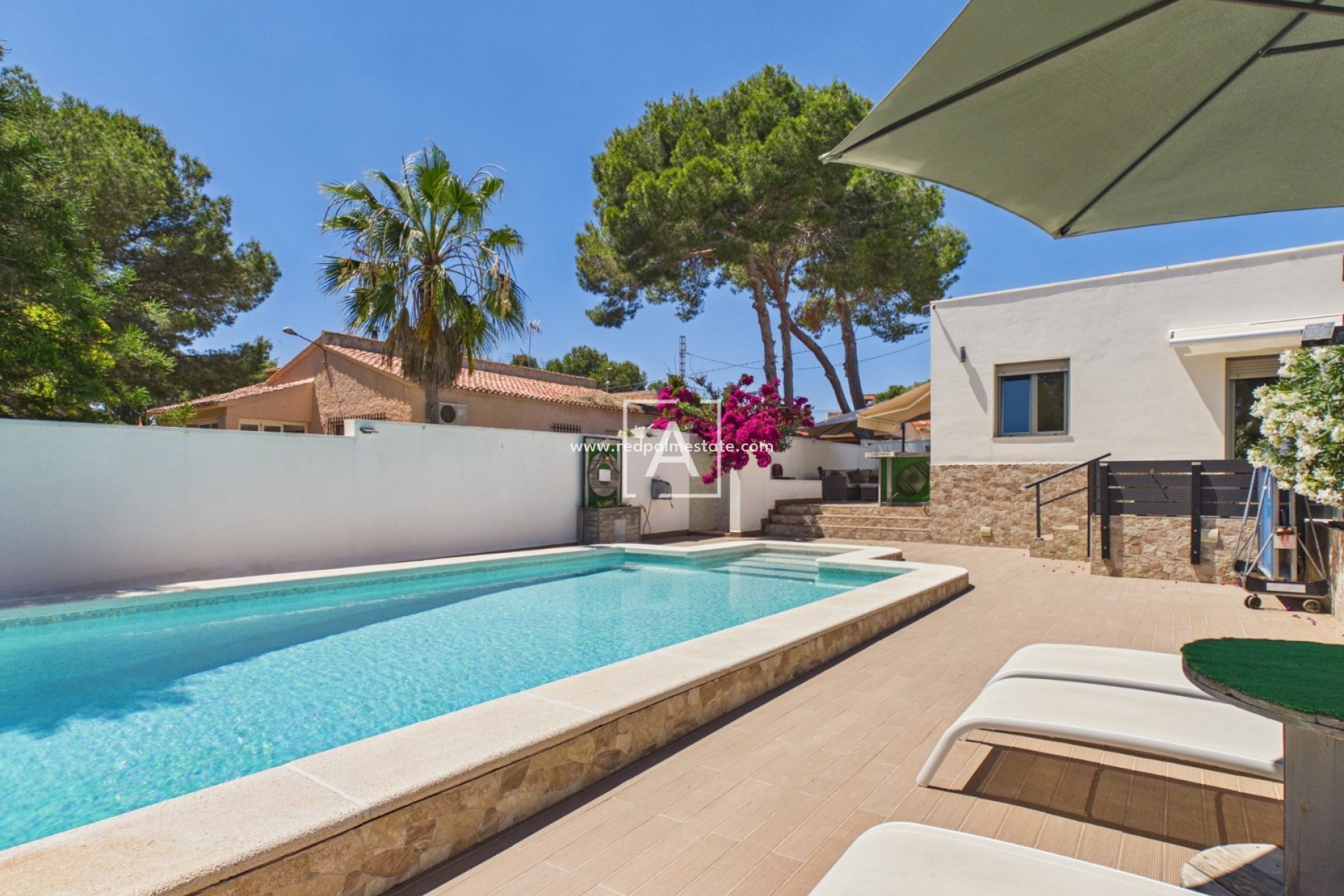 Resale - Villa -
Pinar de Campoverde