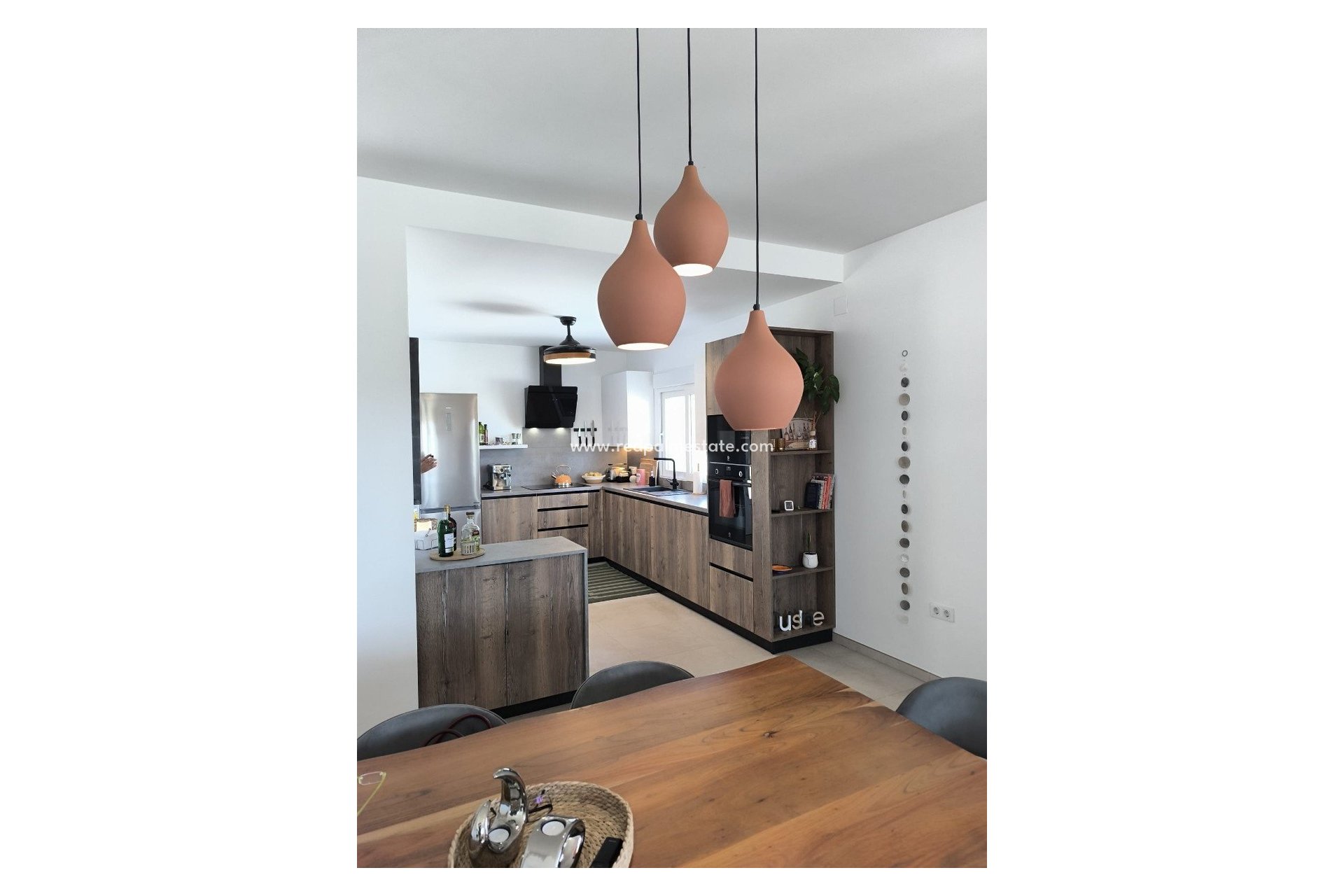 Resale - Villa -
Pinoso - Inland