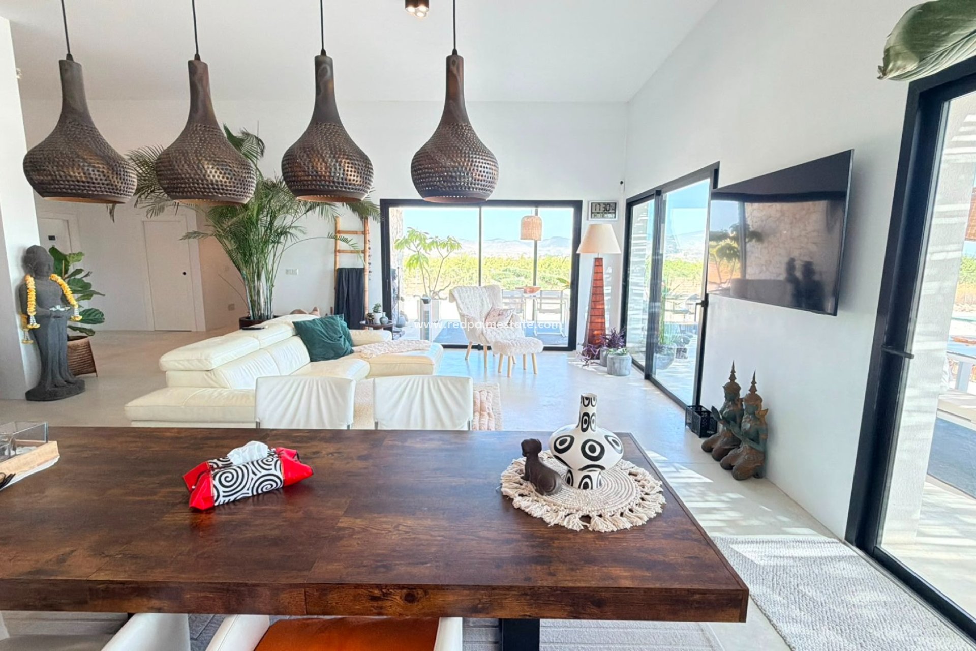 Resale - Villa -
Pinoso - Inland