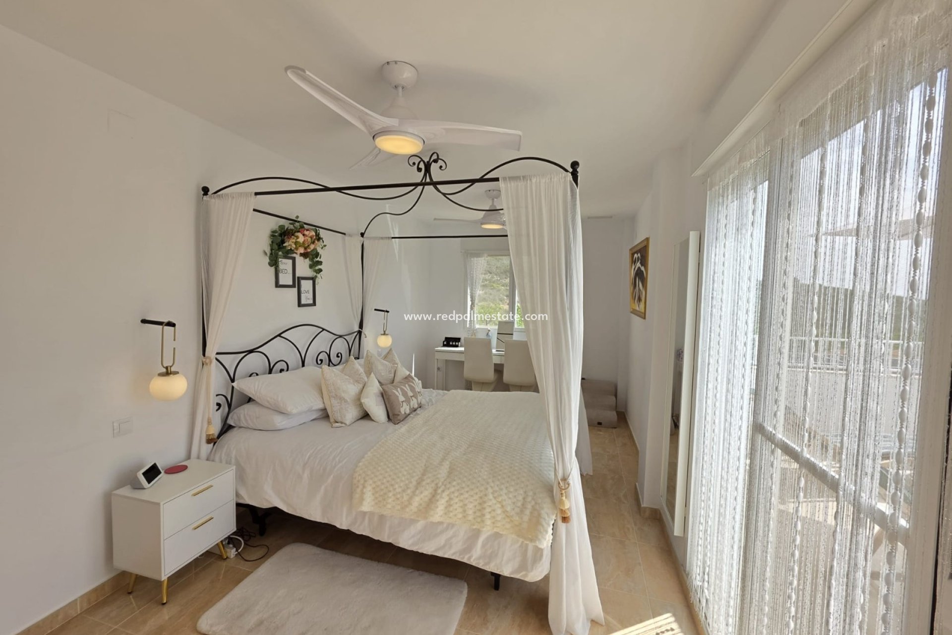 Resale - Villa -
Pinoso - Inland