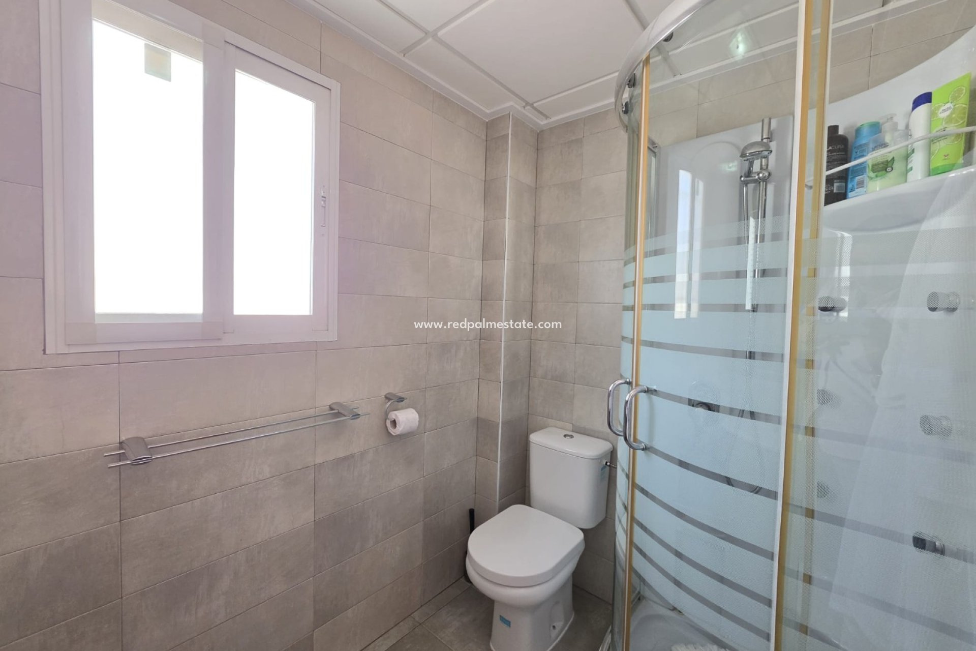 Resale - Villa -
Pinoso - Inland