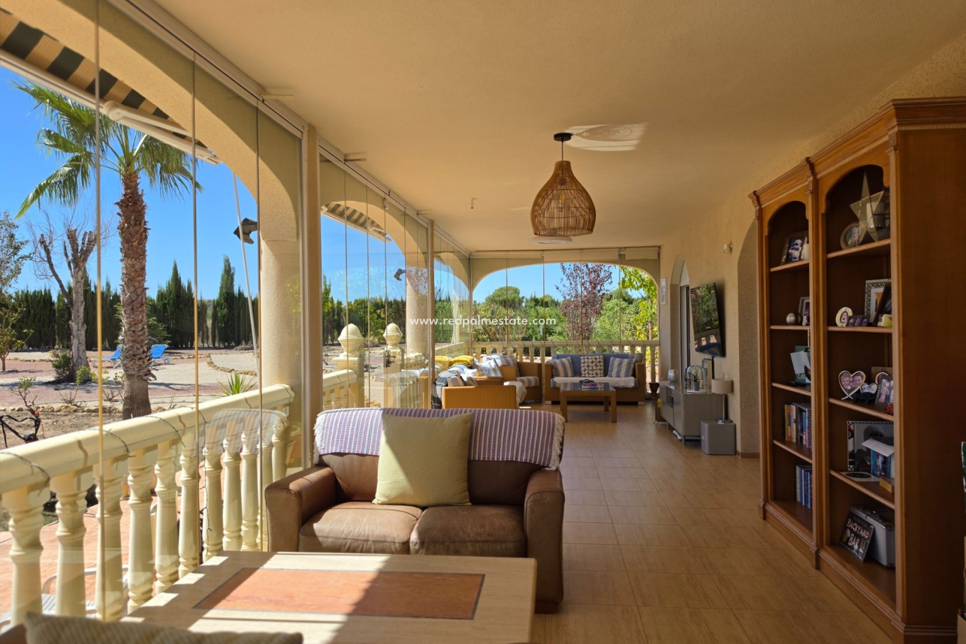 Resale - Villa -
Pinoso - Inland