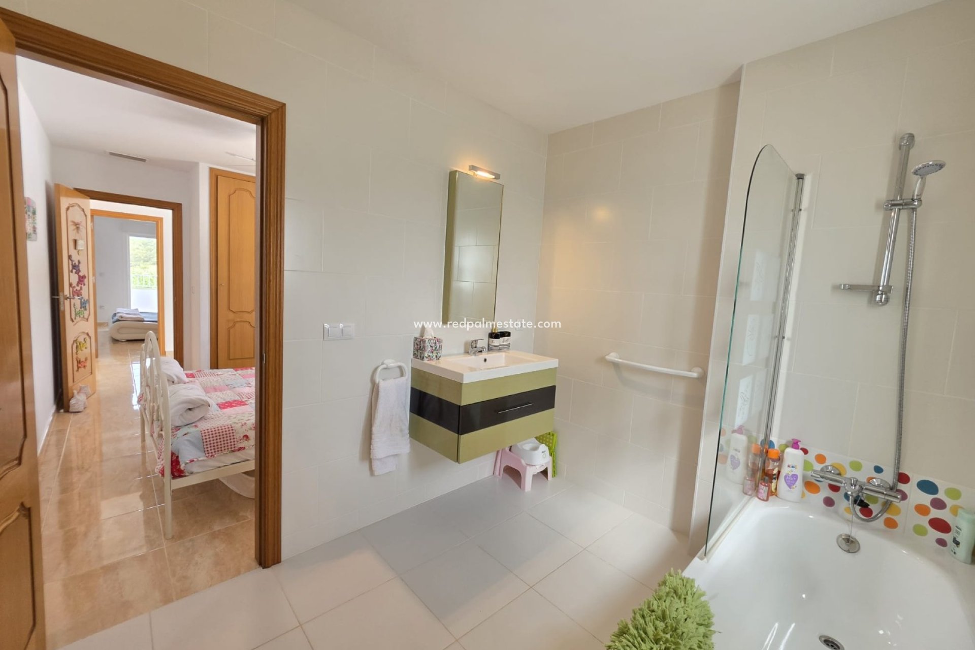 Resale - Villa -
Pinoso - Inland