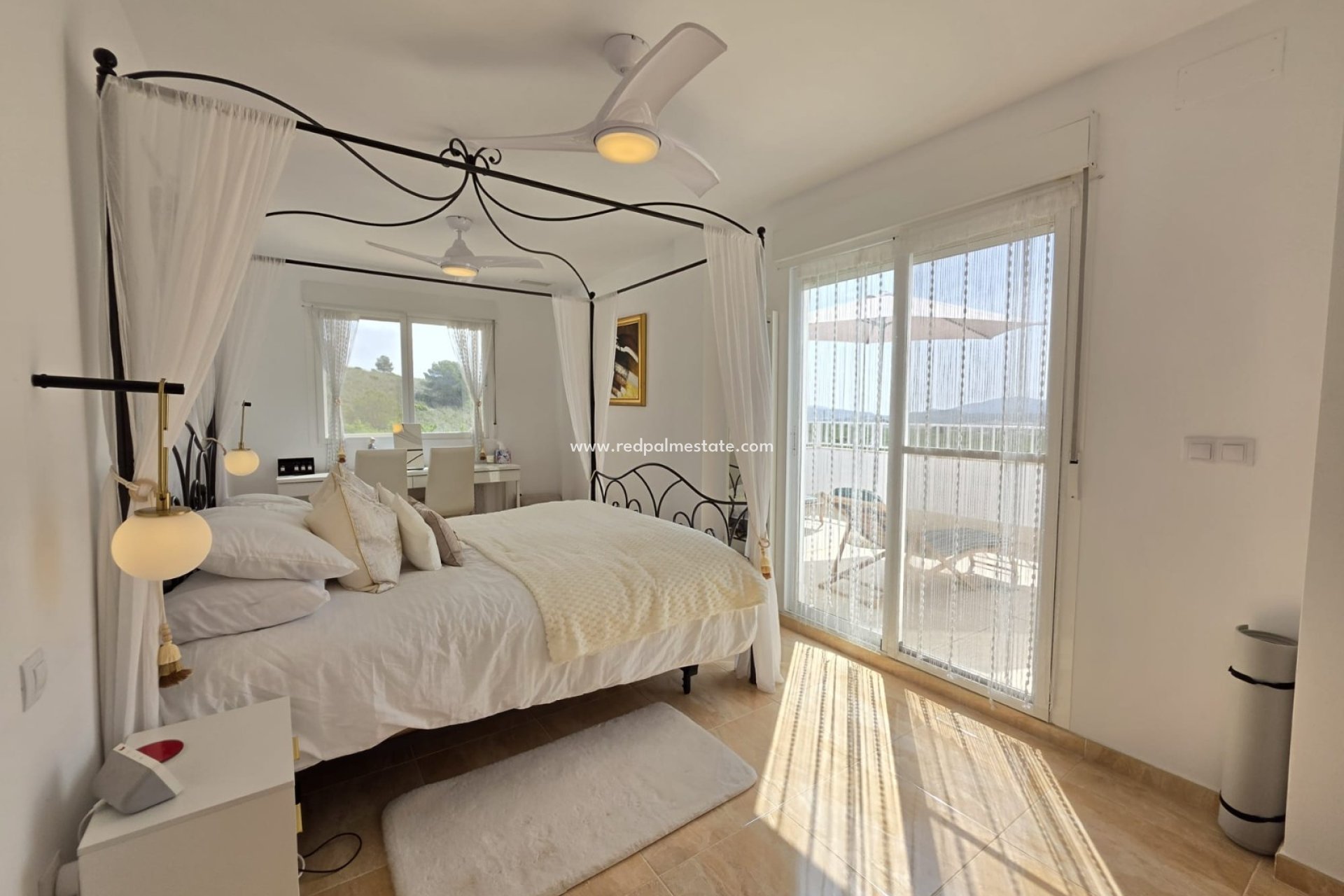 Resale - Villa -
Pinoso - Inland