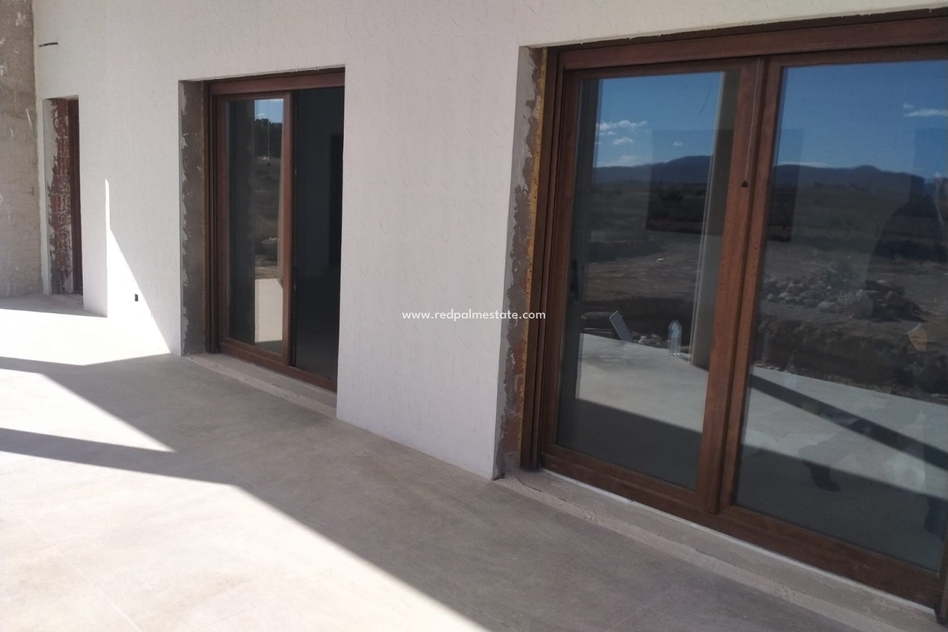 Resale - Villa -
Pinoso - Inland