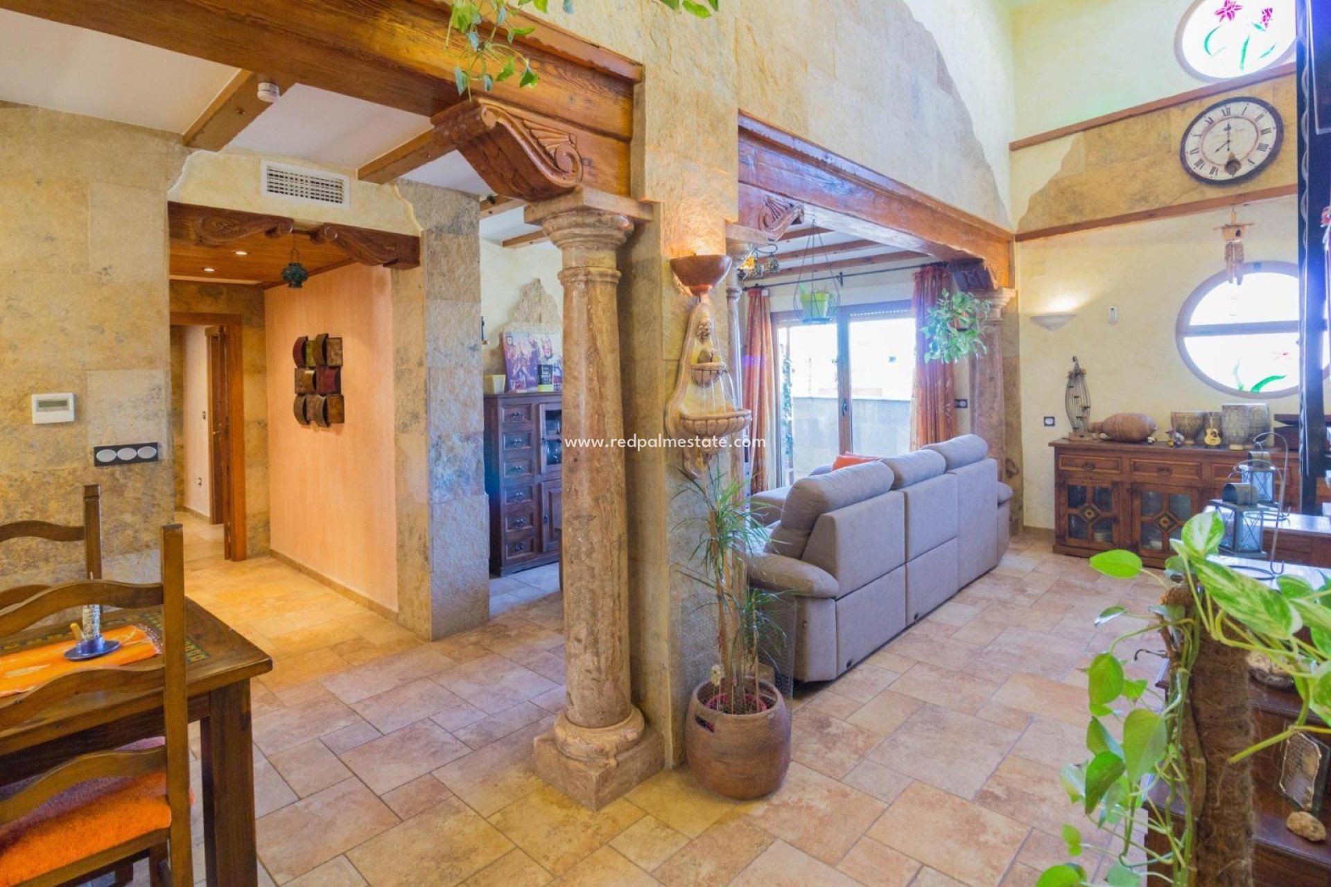 Resale - Villa -
Redován - Comunidad Valenciana