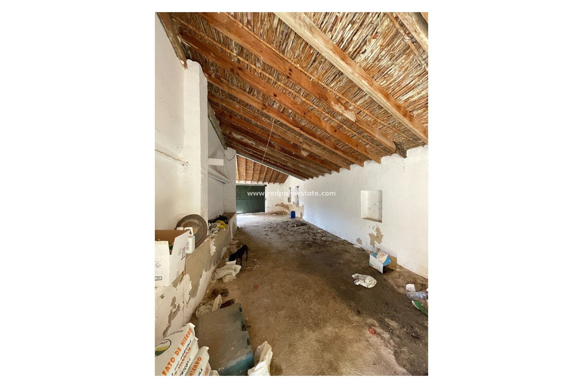 Resale - Villa -
Redován - Inland