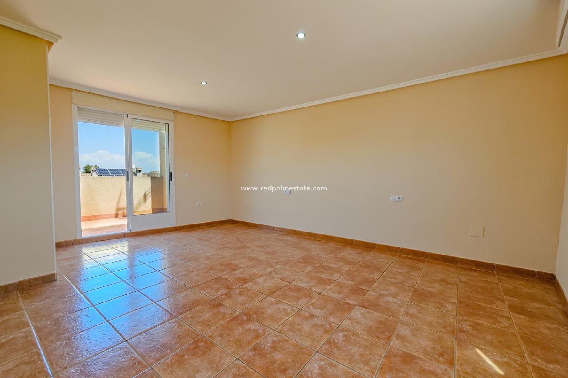 Resale - Villa -
Rojales - Inland