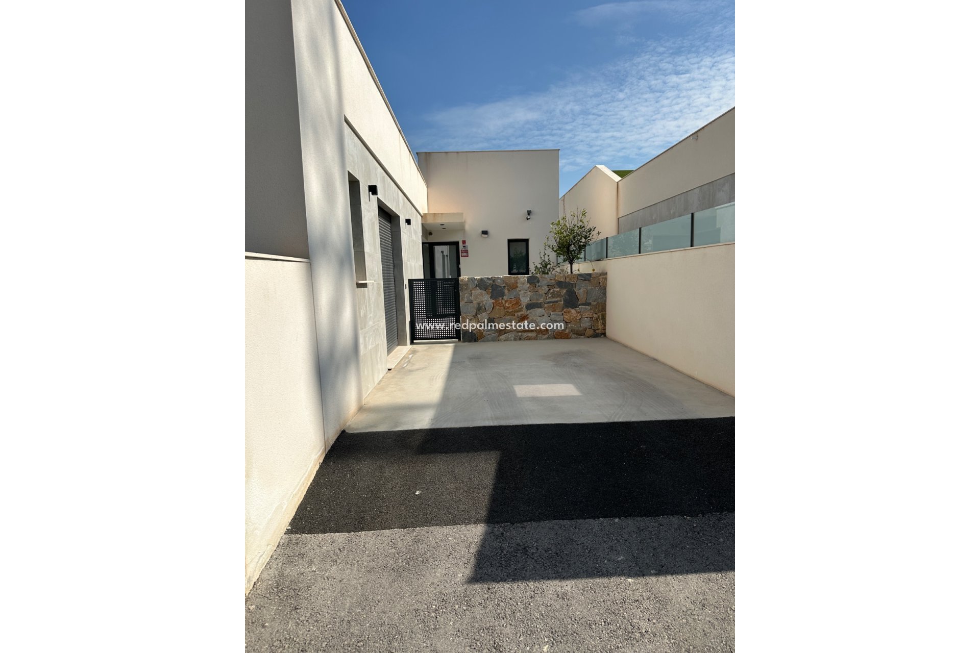 Resale - Villa -
Rojales - Inland