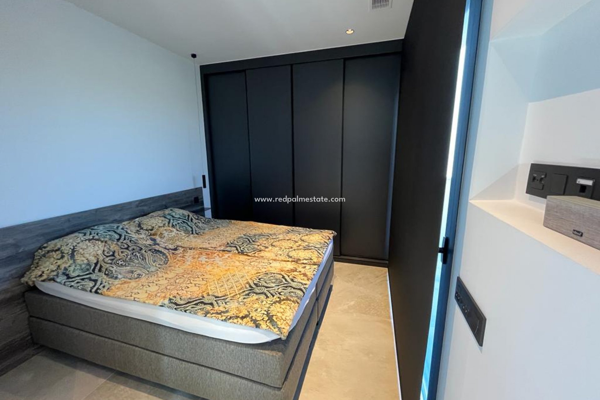 Resale - Villa -
Rojales - Inland