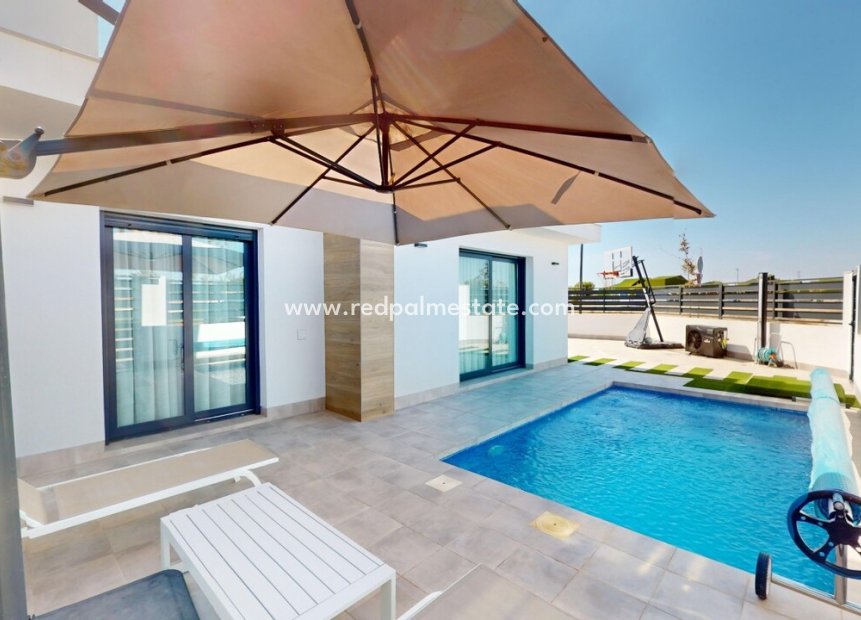 Resale - Villa -
ROLDAN - Inland