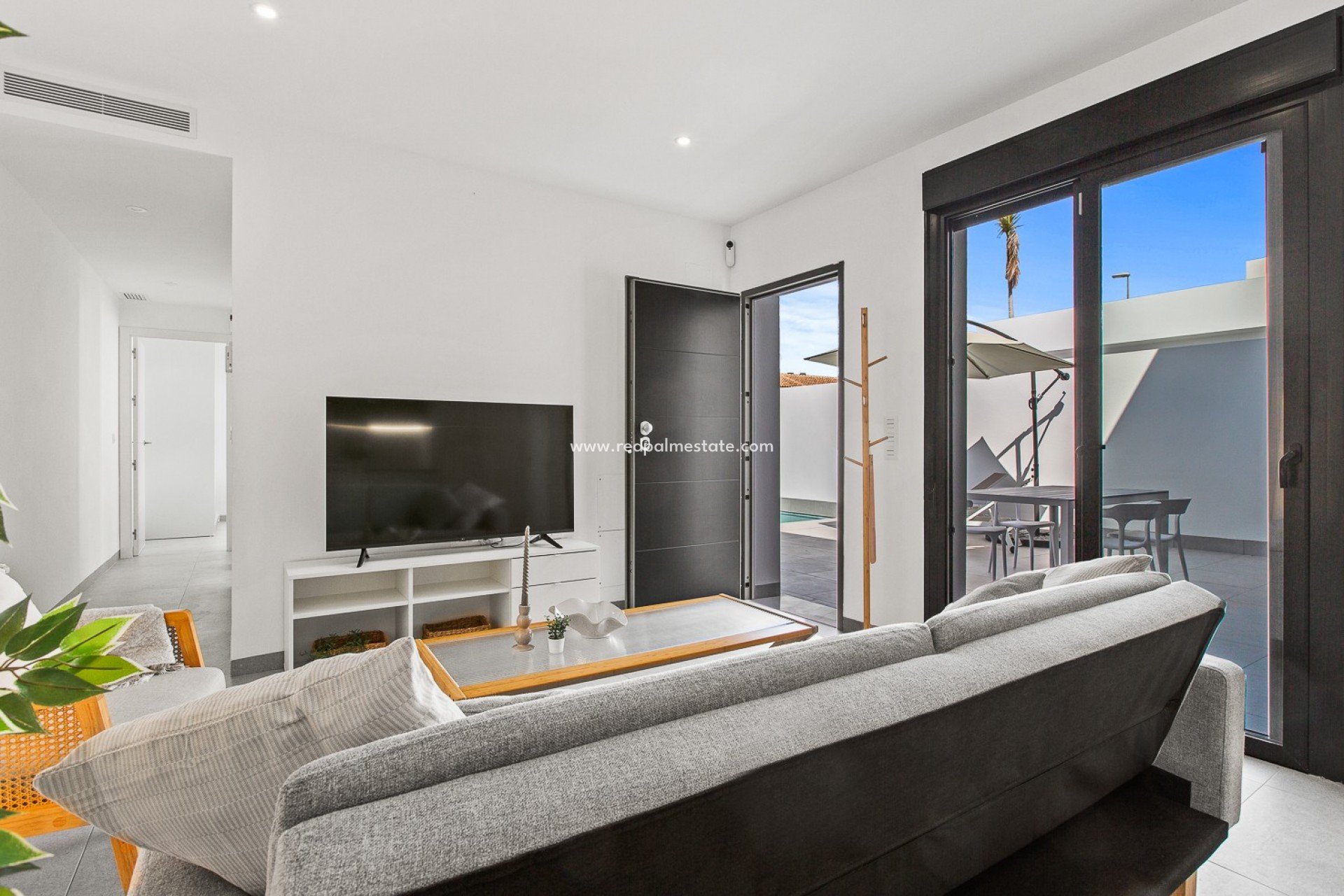 Resale - Villa -
ROLDAN - Lo Ferro