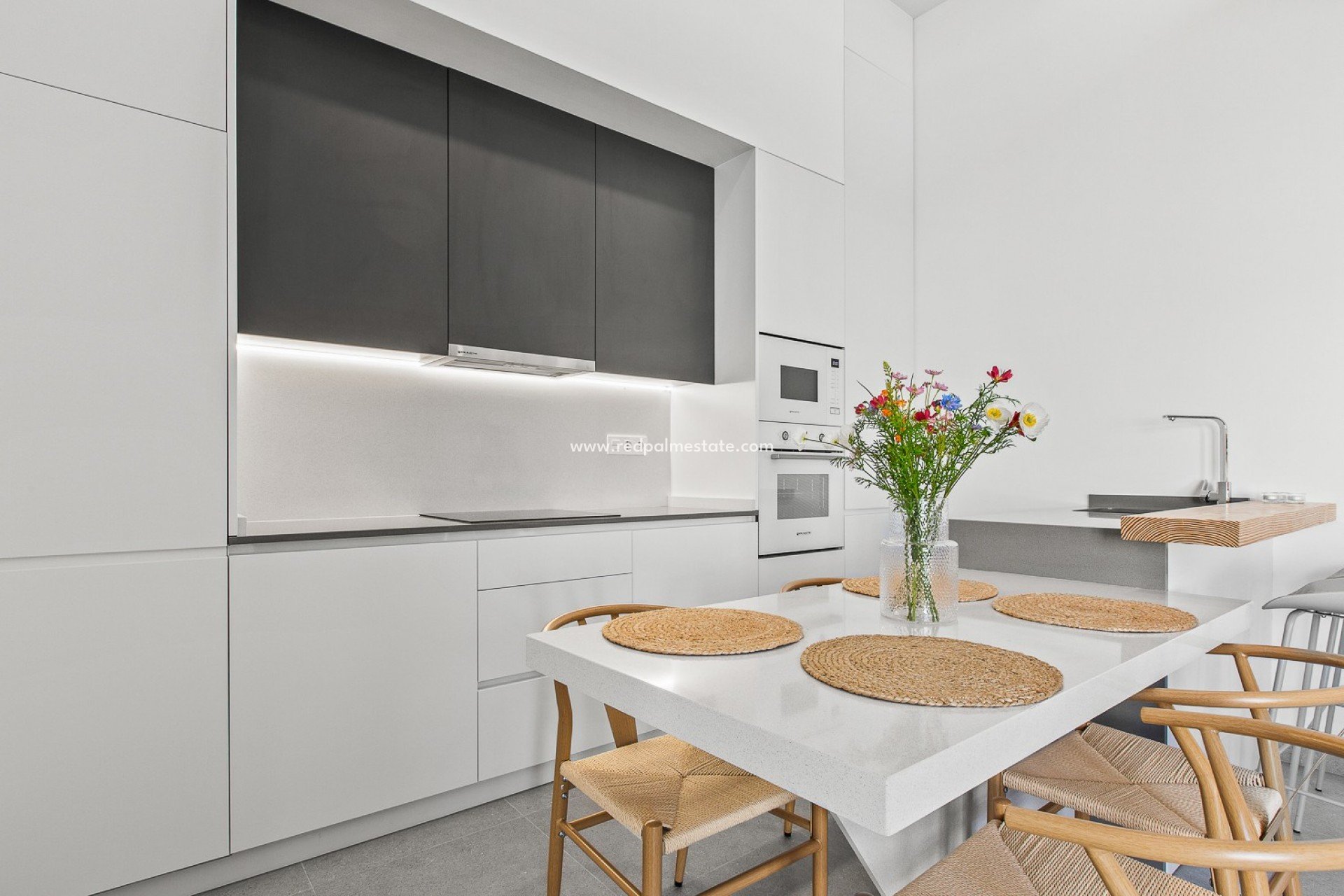 Resale - Villa -
ROLDAN - Lo Ferro