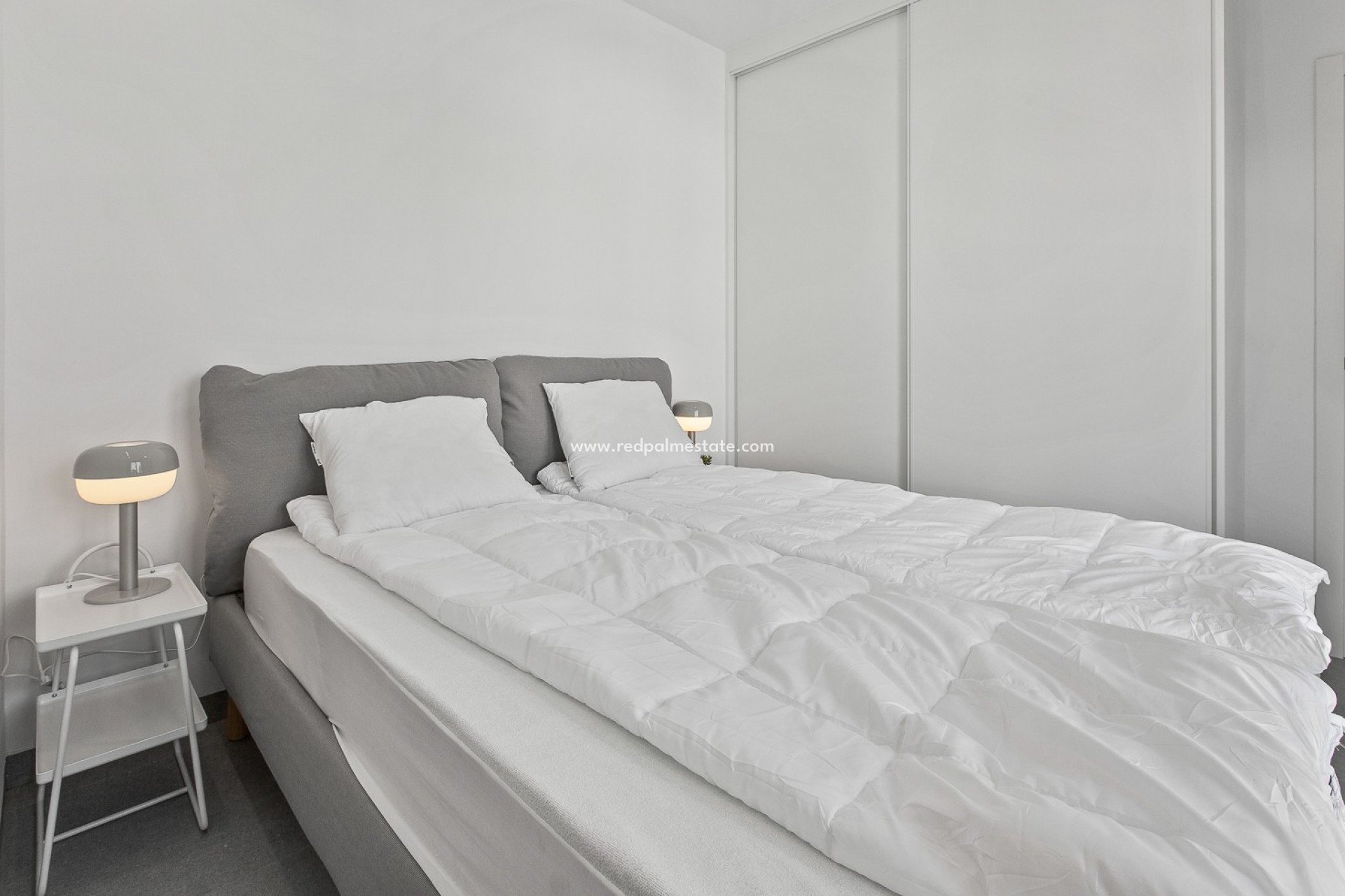 Resale - Villa -
ROLDAN - Lo Ferro