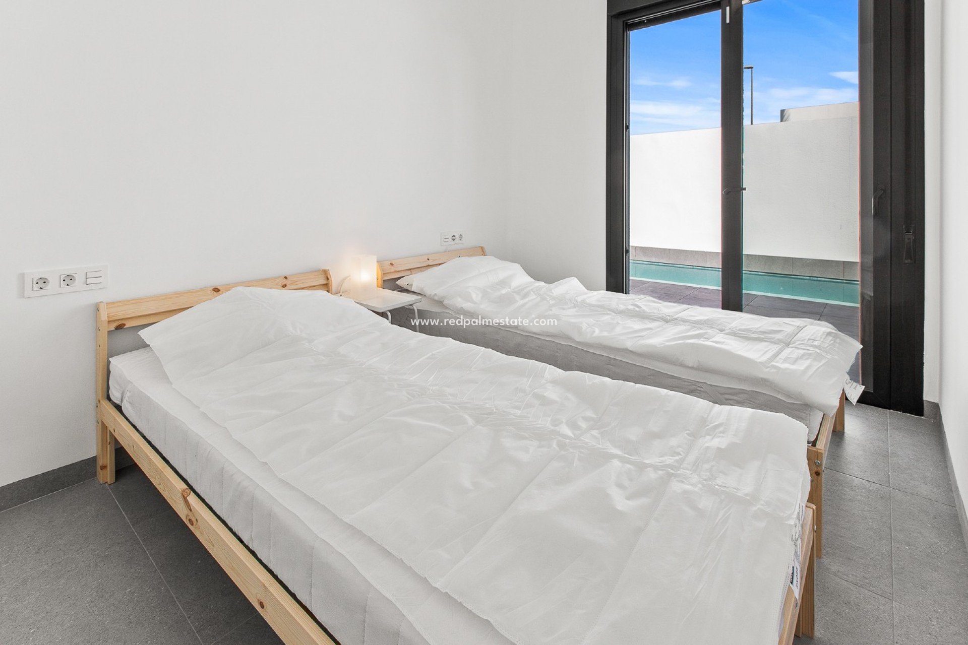 Resale - Villa -
ROLDAN - Lo Ferro