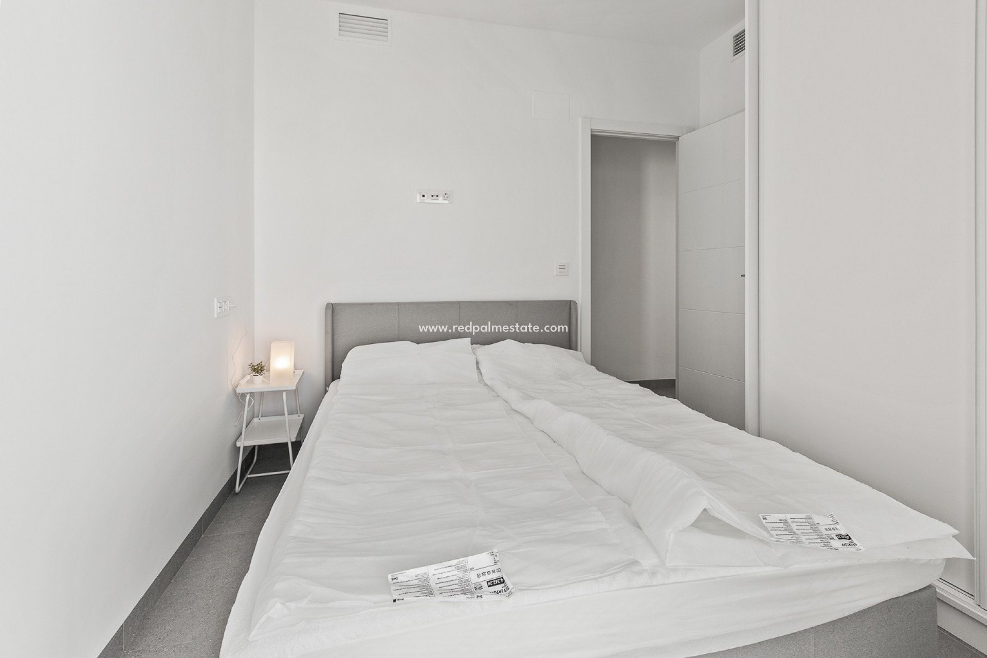 Resale - Villa -
ROLDAN - Lo Ferro