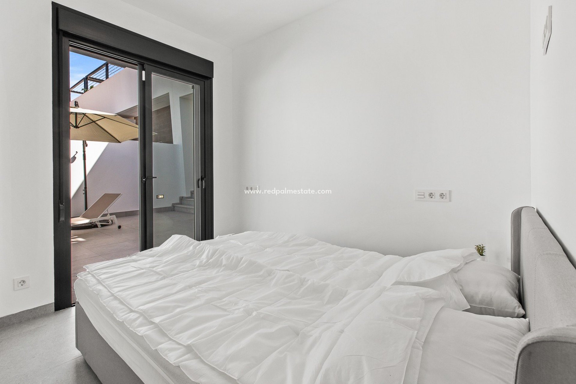 Resale - Villa -
ROLDAN - Lo Ferro