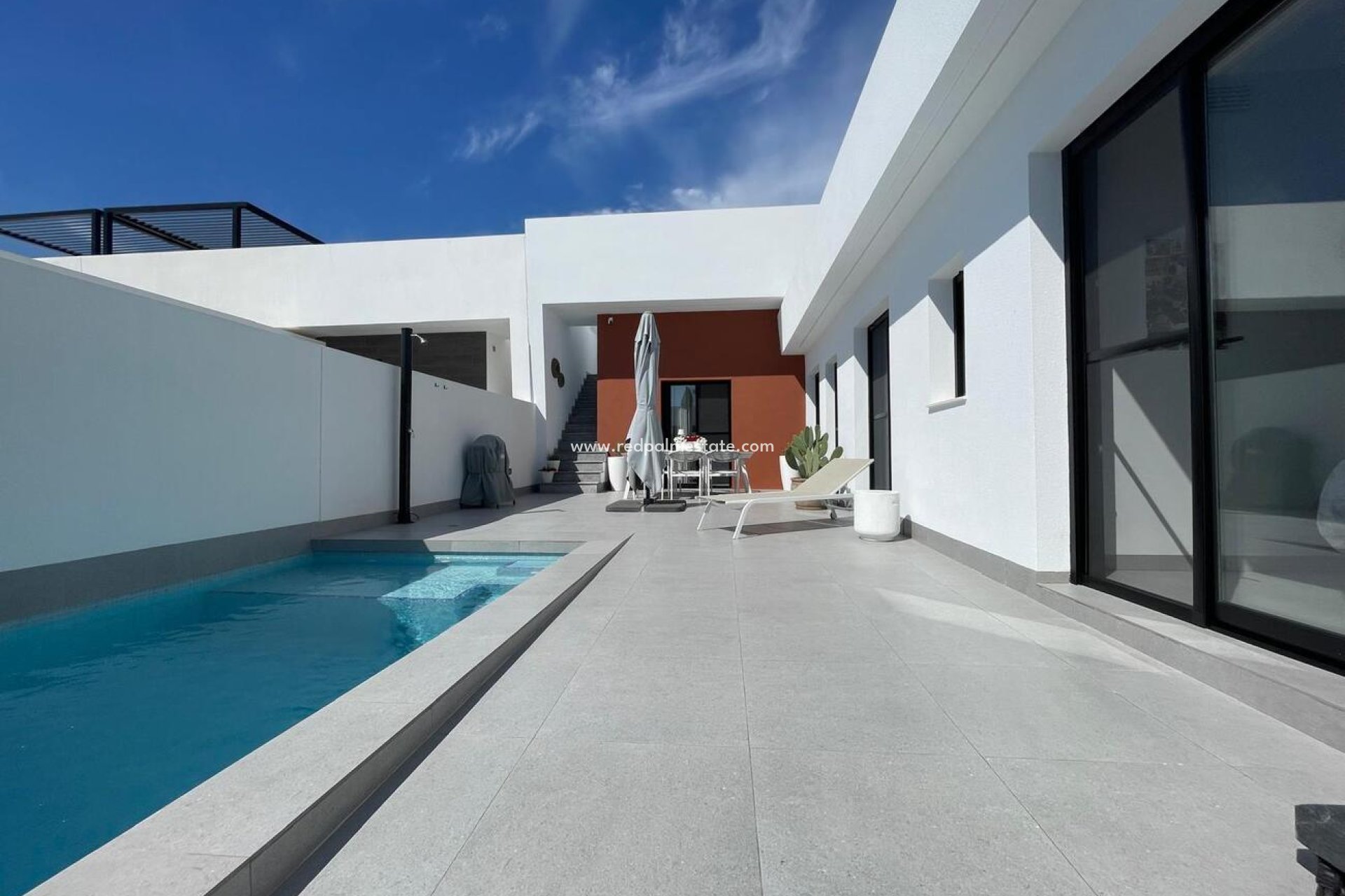 Resale - Villa -
ROLDAN - Torre Pachecco