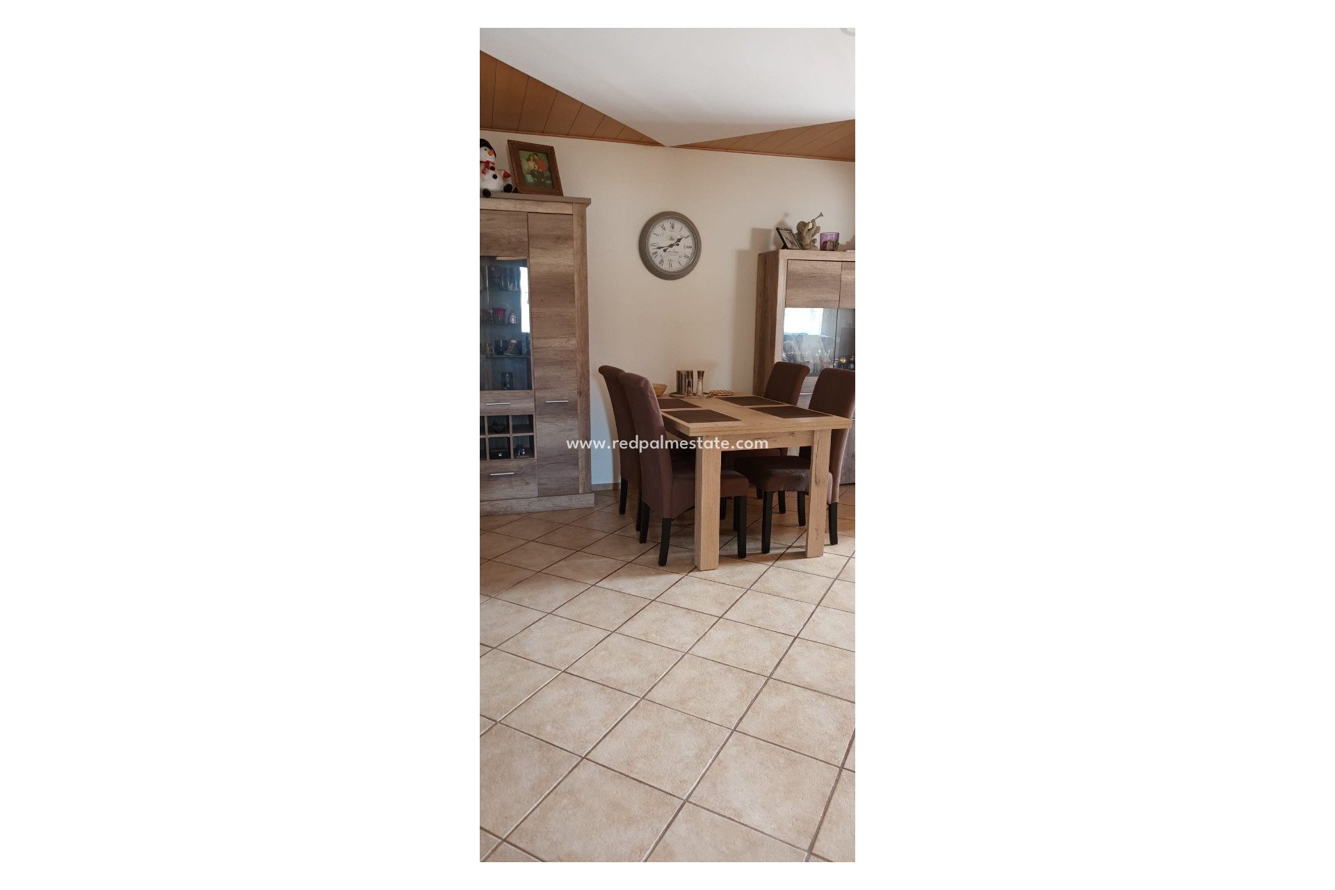 Resale - Villa -
Salinas - Inland