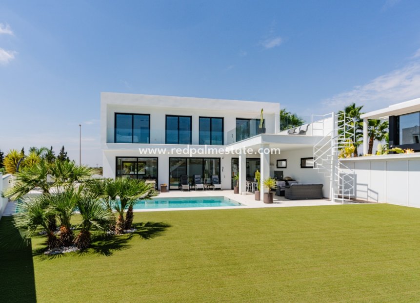 Resale - Villa -
San Fulgencio - La Marina