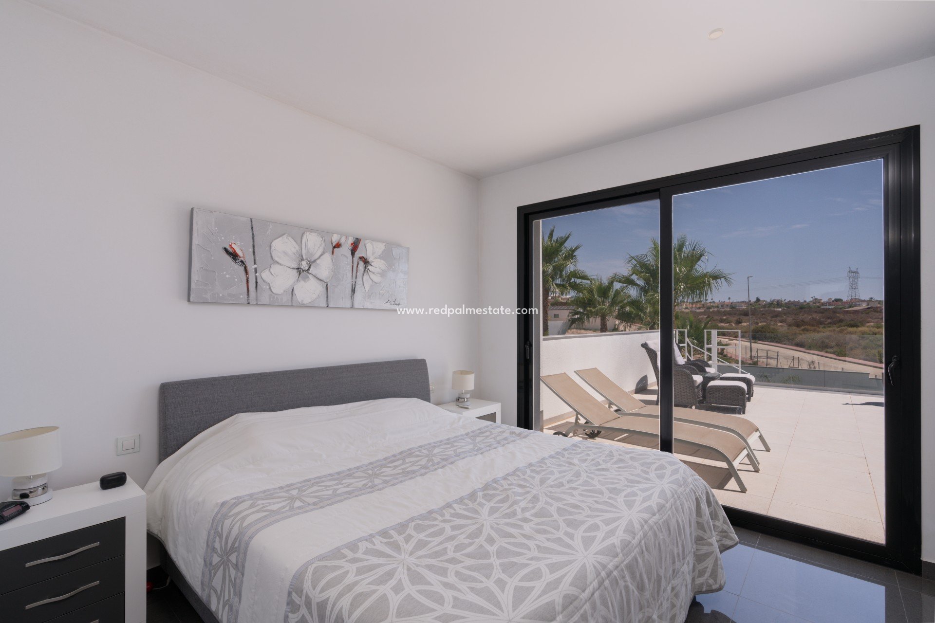 Resale - Villa -
San Fulgencio - La Marina