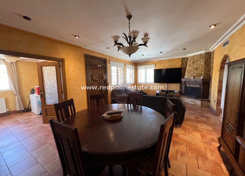 Resale - Villa -
San Fulgencio
