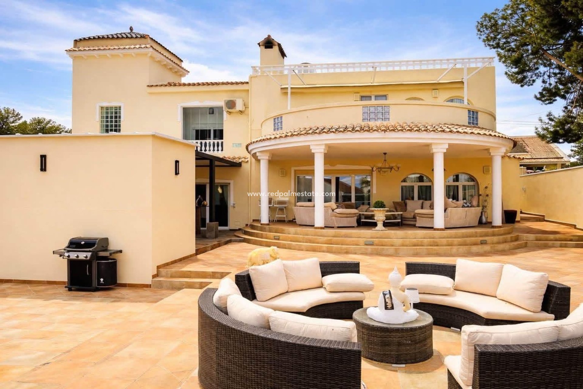Resale - Villa -
San Miguel de Salinas - Inland